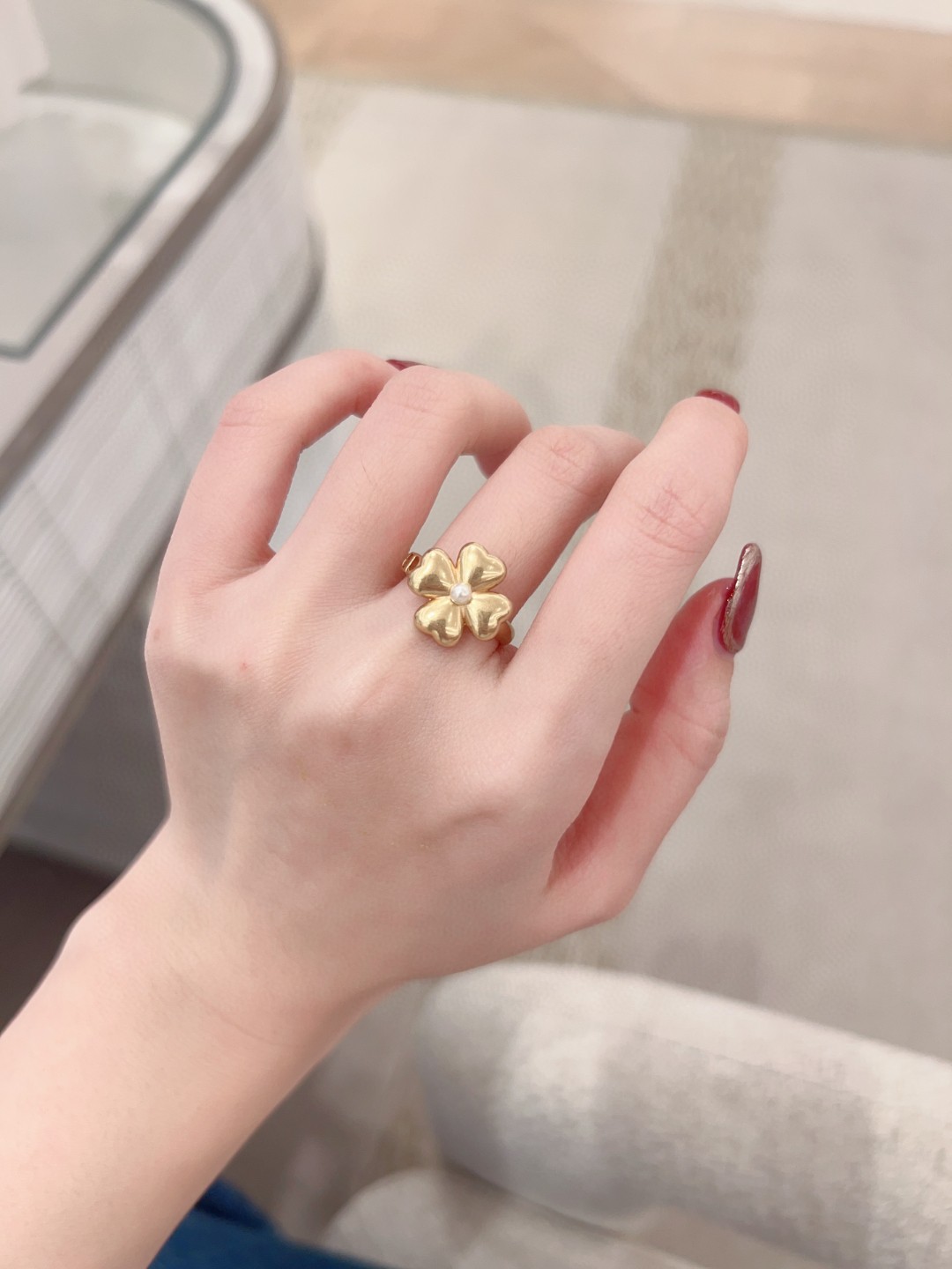 Dior four leaf clover ring