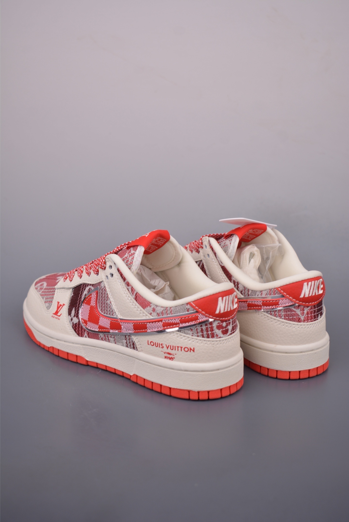 LV x Nike SB Dunk Low 