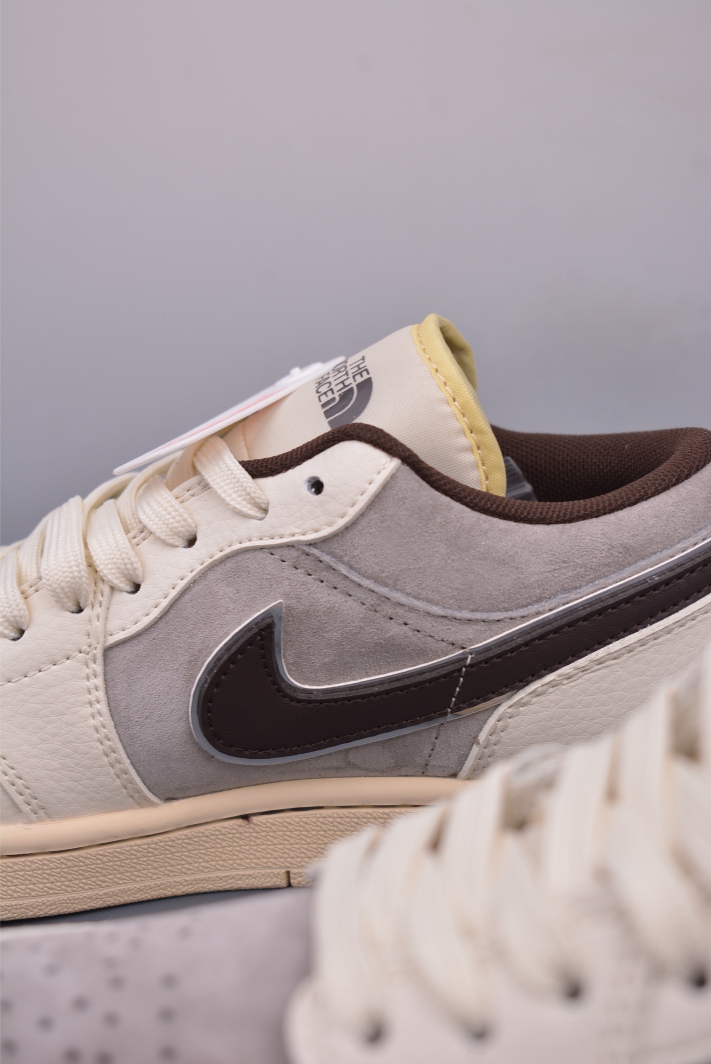 The North Face x Nike Air Jordan 1 Low OGAJ1 Basketball Shoes Beige White Brown XX2408-008