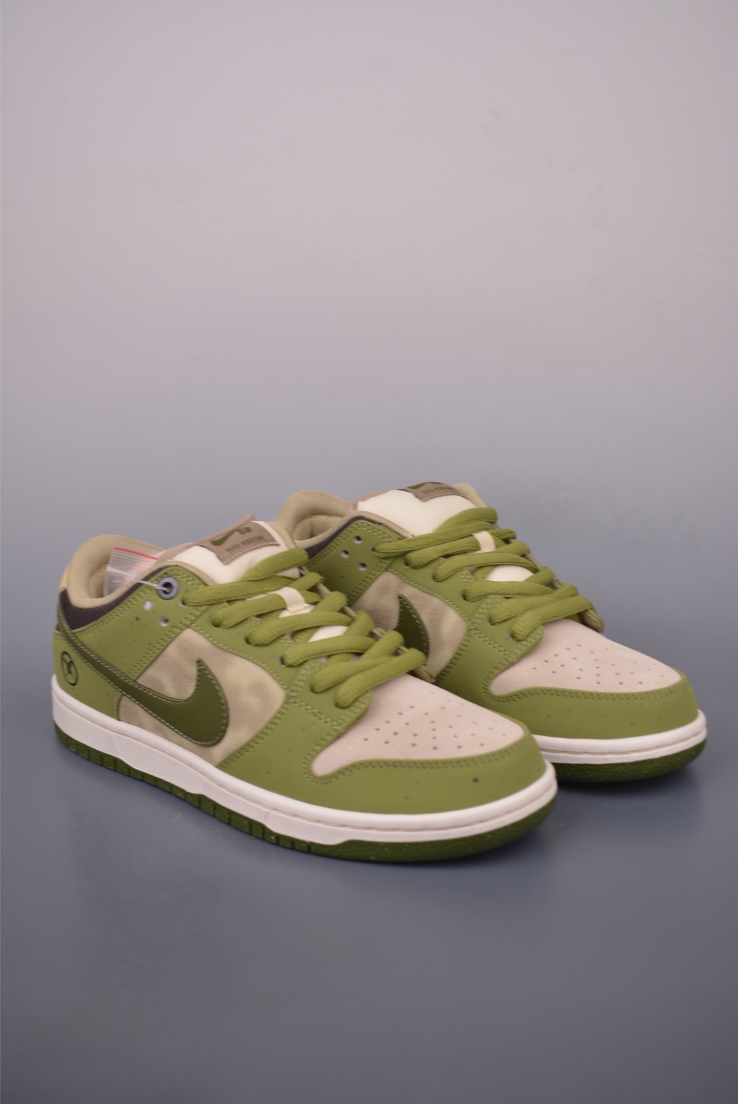Yuto Horigome x Nike Dunk Low SB “Asparagus” HF8022-300