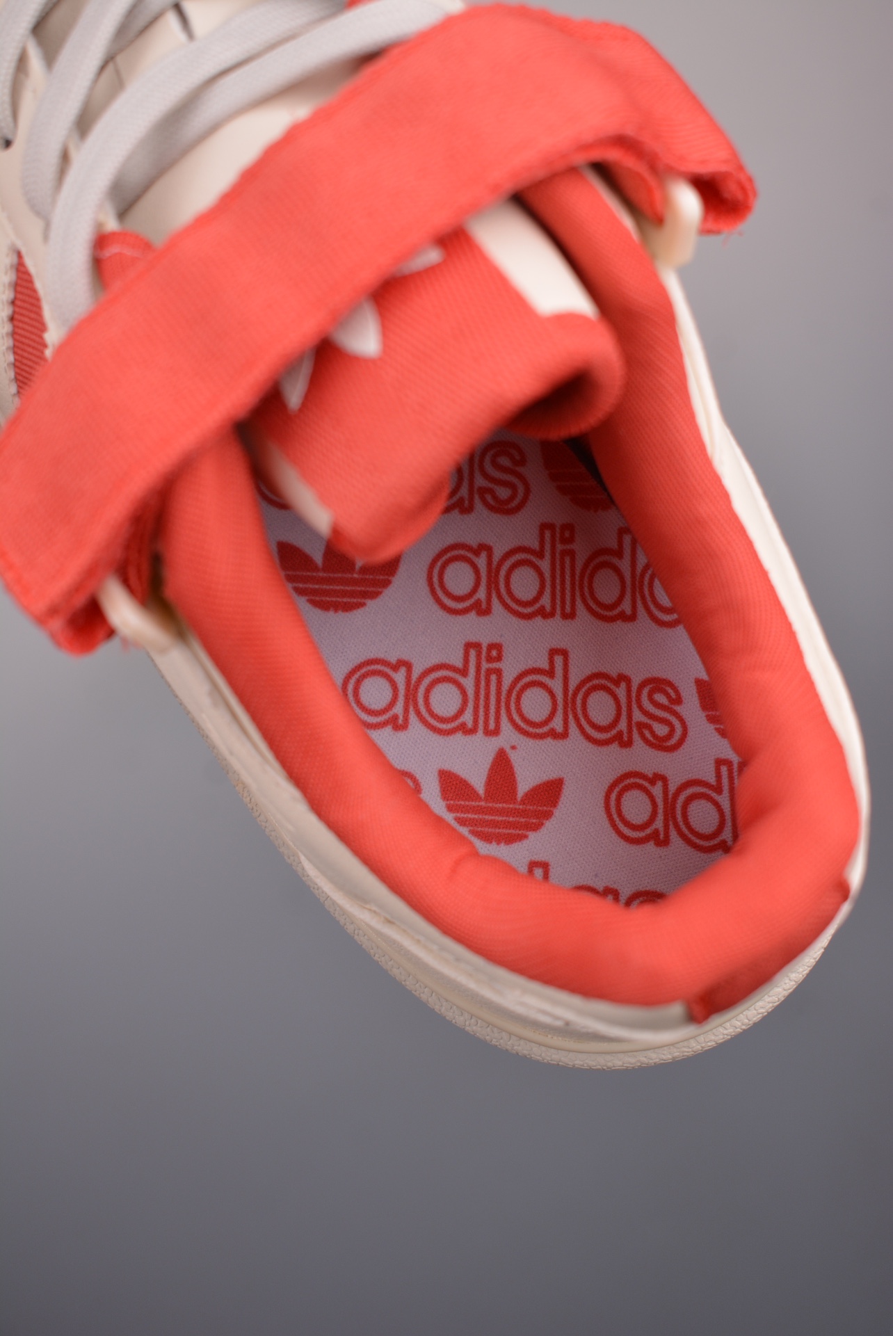 Adidas Originals Forum 84 ADV Low Leather Off-White Red GW4427