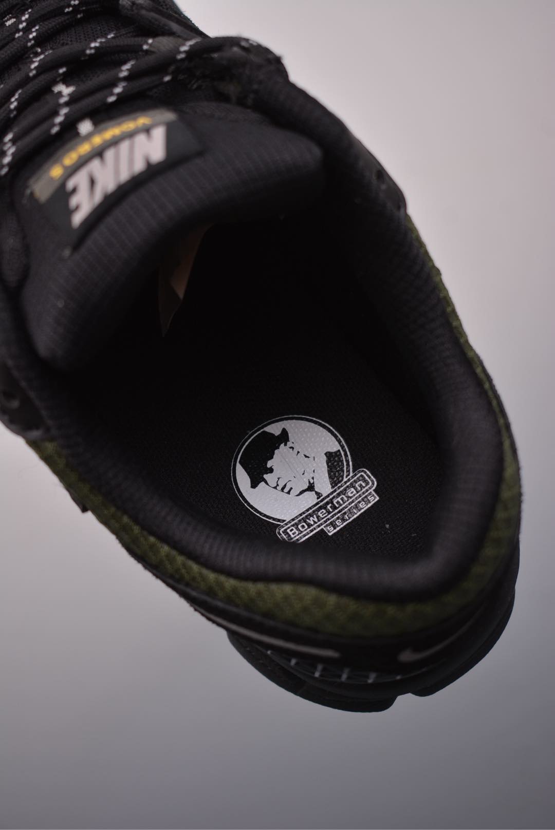 Nike Zoom Vomero 5 SP Black Green HV2527-001