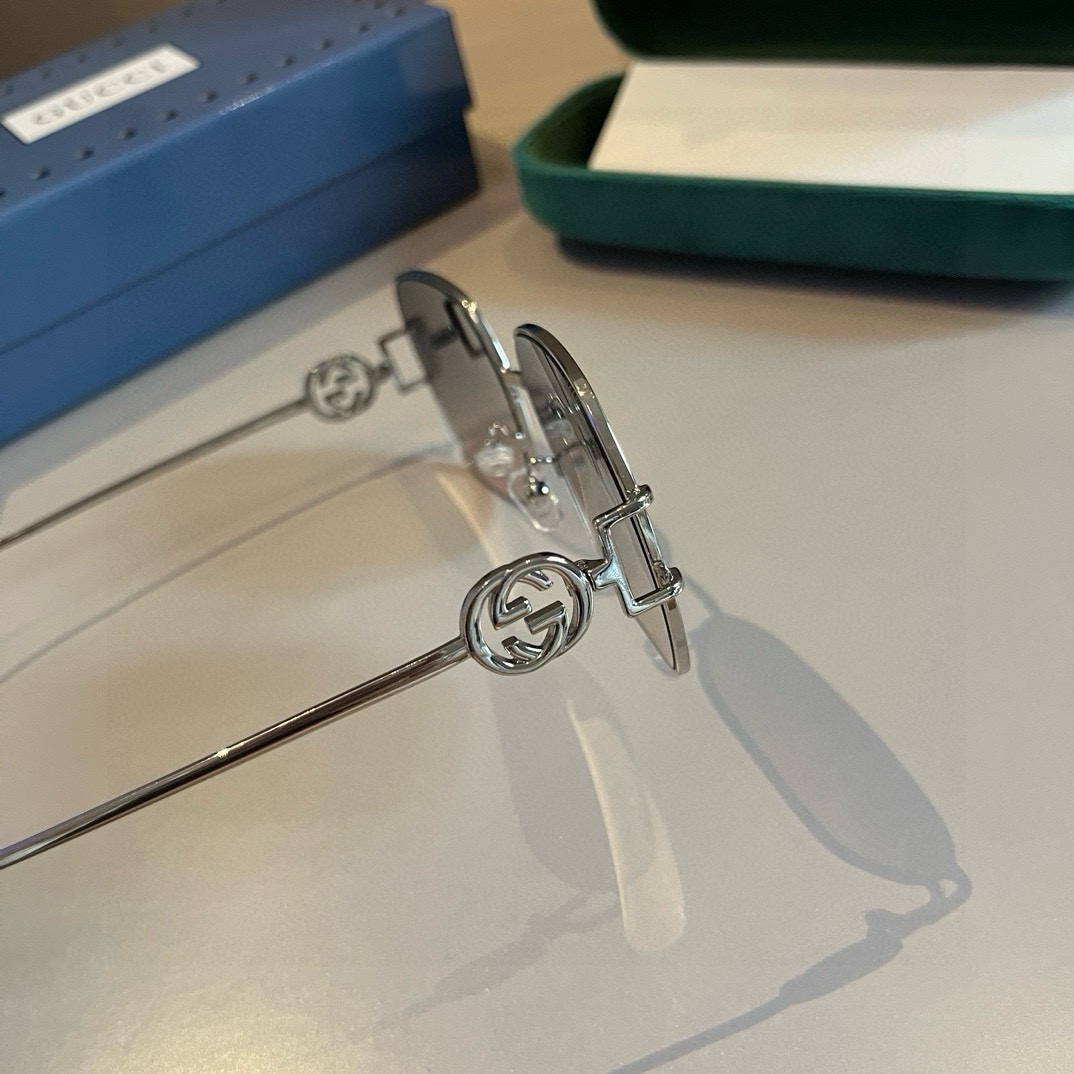 Gucci Square Frame Sunglasses