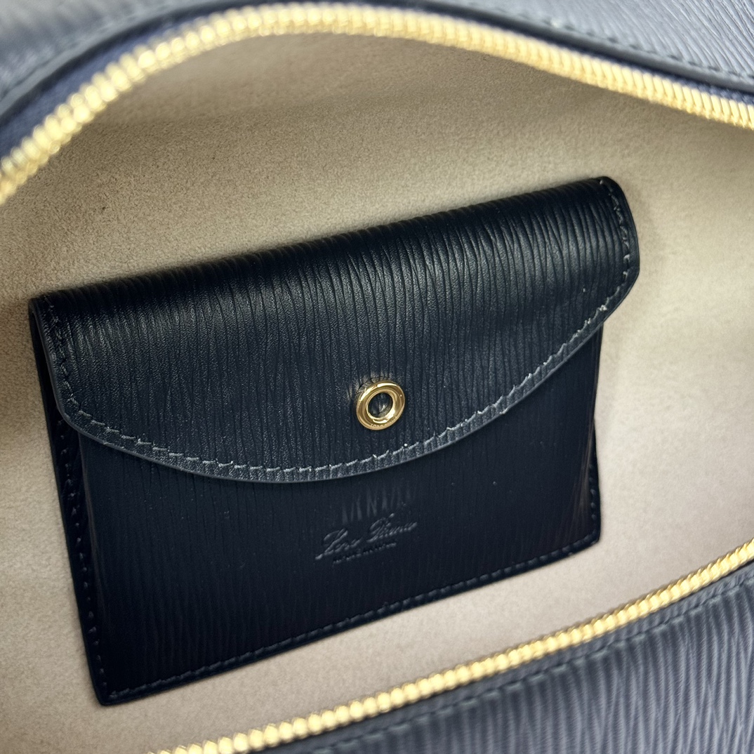 Loro Piana Extra Bag L27 Crossbody Bag FAO4759