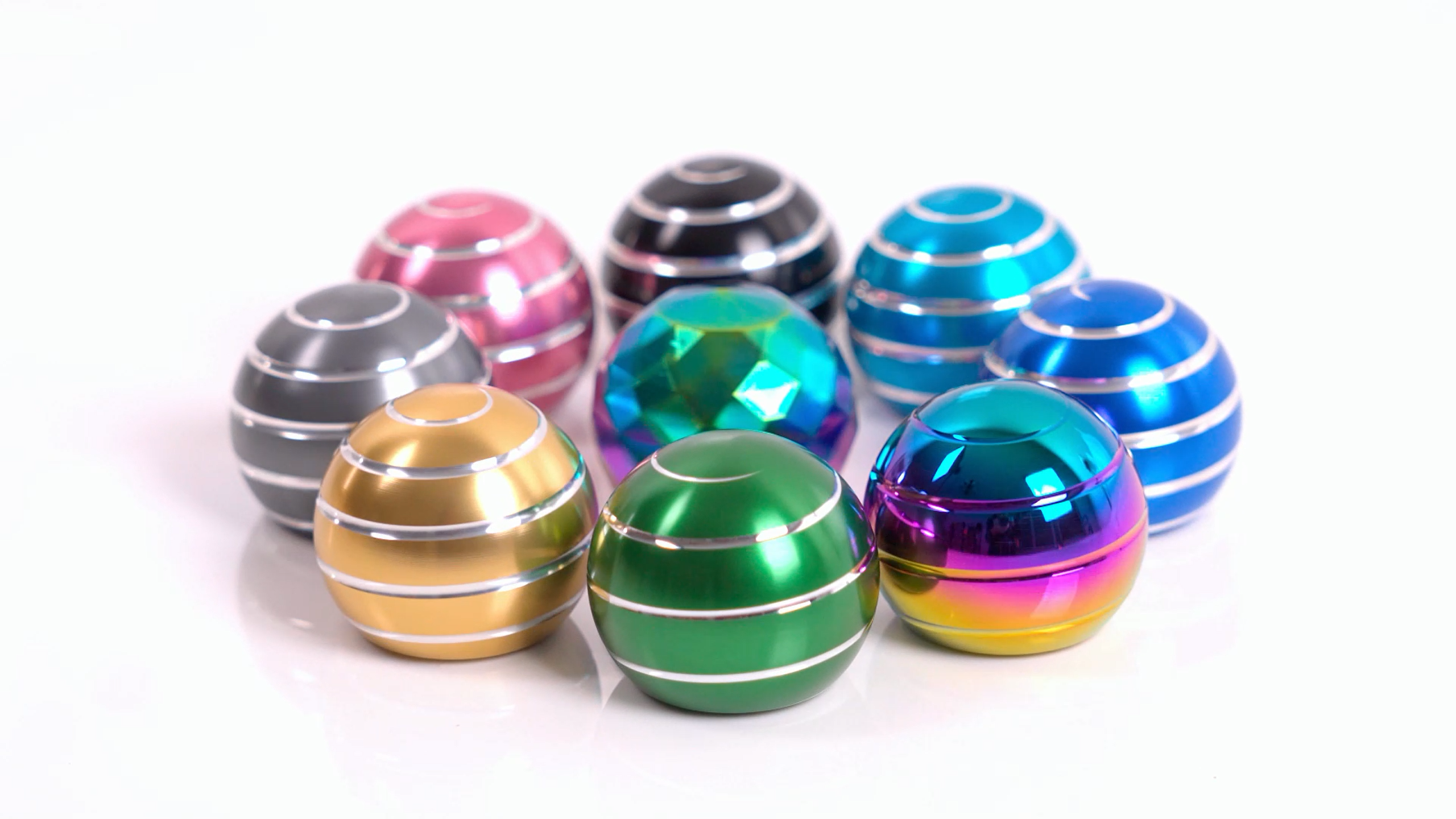 ✨Flash Sale✨Fully detachable desktop ball transport gyroscope fingertip rotating gyroscope decompression
