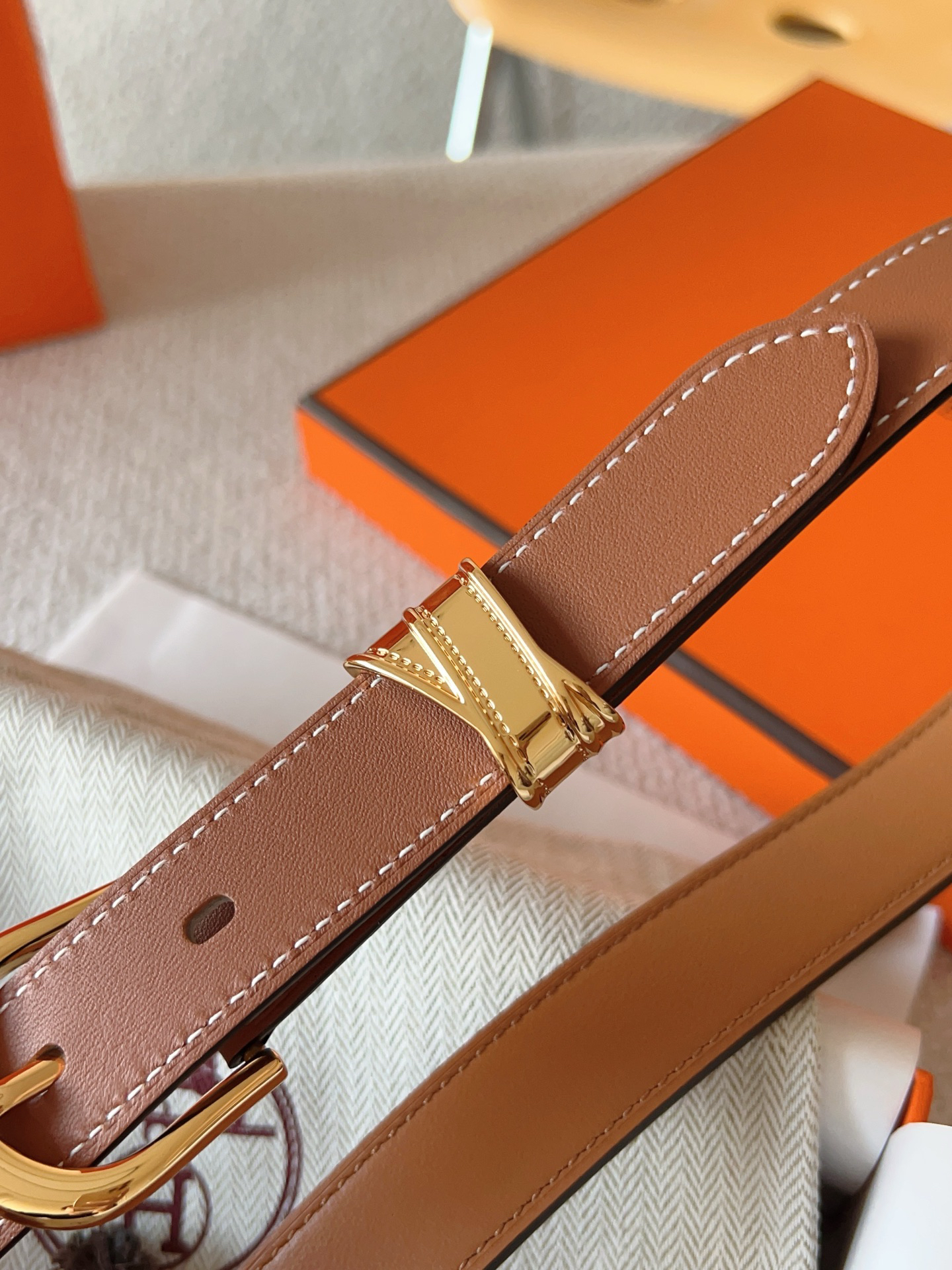 Hermès Women's Calfskin Double-Sided Pin Buckle Belt 2.4cm Width