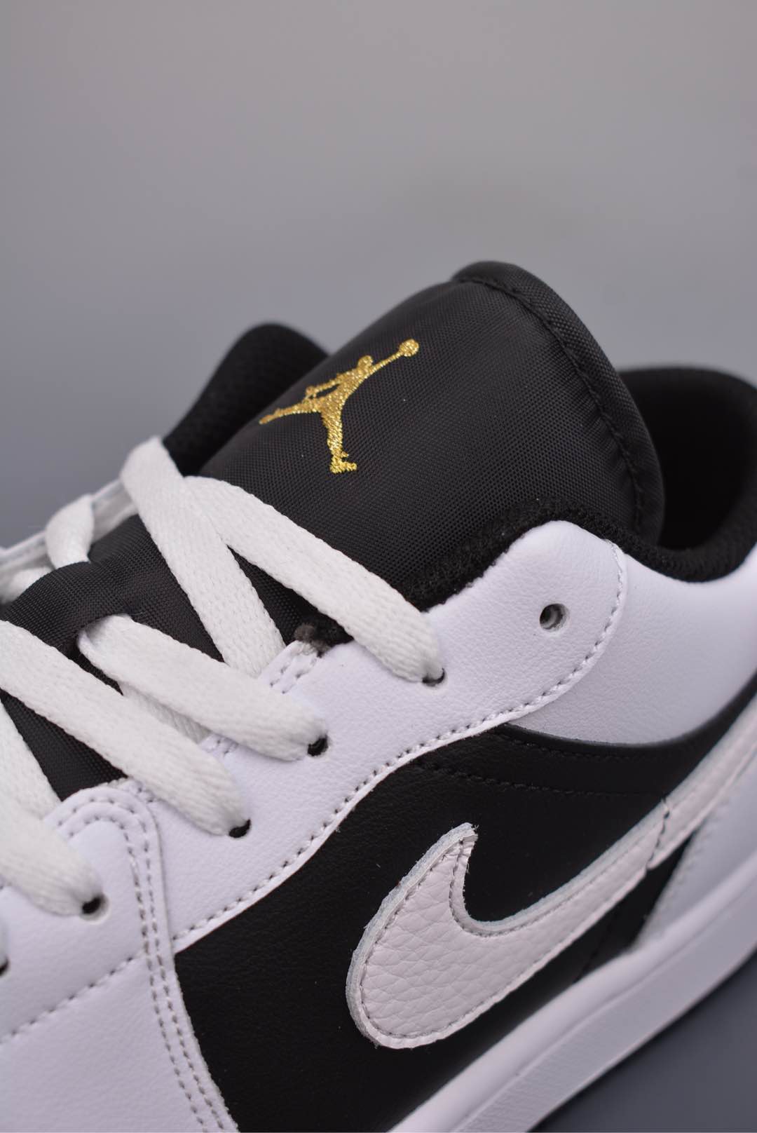 Air Jordan 1 Low AJ1 Reverse Panda  553558-172