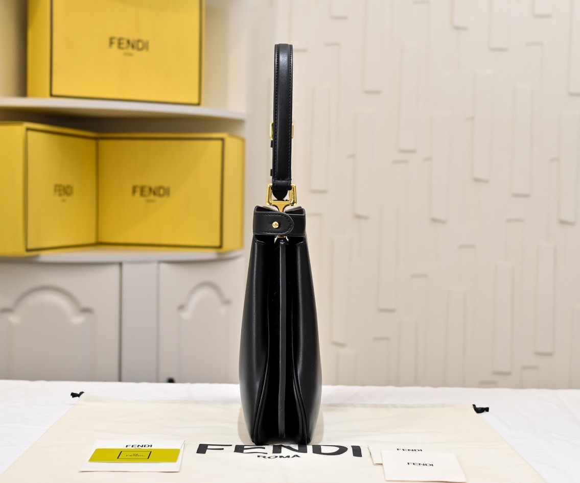 FENDI ekaboo Soft medium handbag 8801
