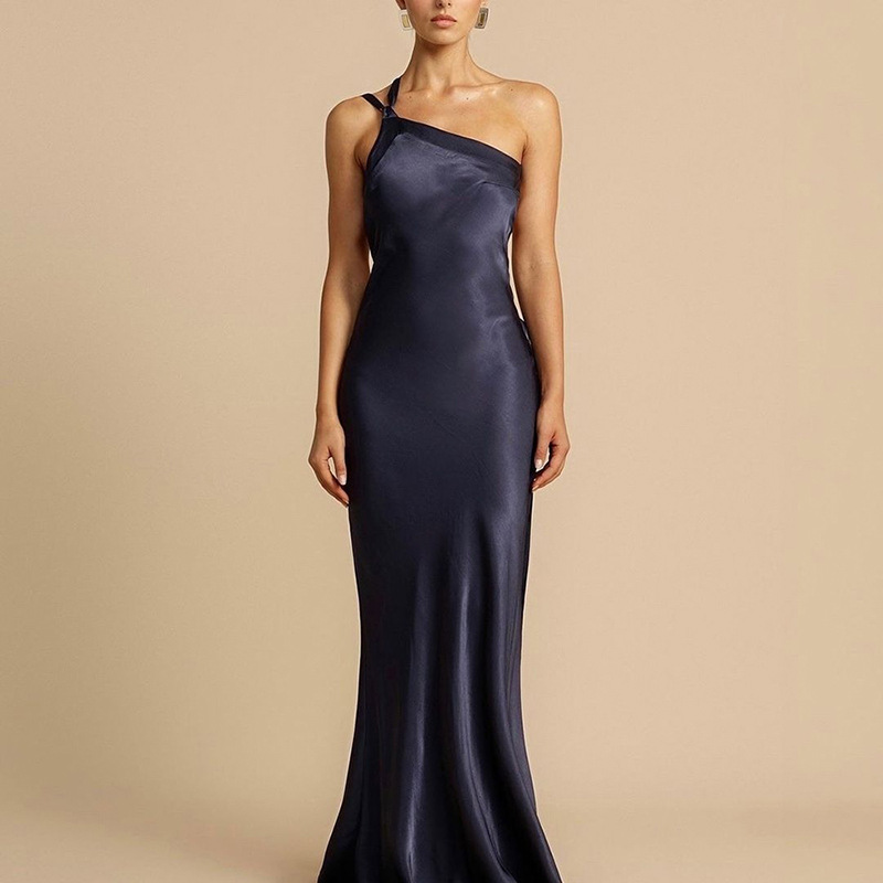 CornflowerBlue Fashionable sexy girl sleeveless slanting collar hollow backless high-waisted slim dress dress