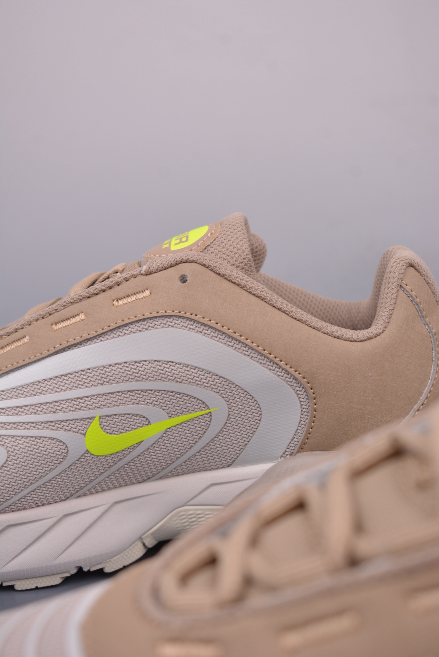 NIKE AIR MAX FIRE 2025 