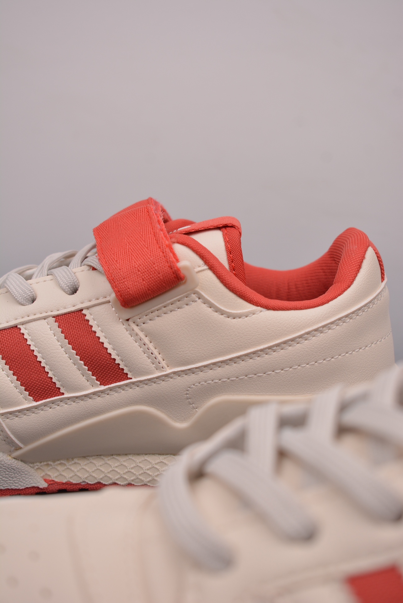 Adidas Originals Forum 84 ADV Low Leather Off-White Red GW4427