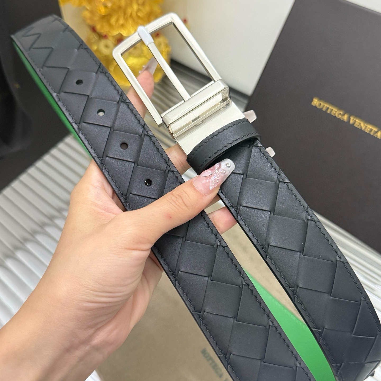 Bottega Veneta woven cowhide double-sided belt with a width of 3.4cm