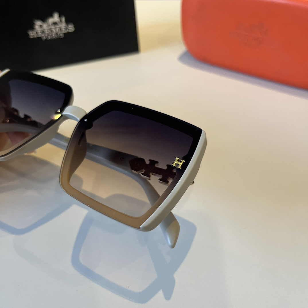 Hermes Square Frame Sunglasses