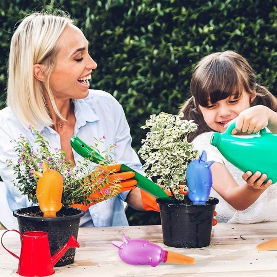 (🔥Last Day Promotion-SAVE 50% OFF) Self Watering Spike Planter Drip Watering Bird (Set Of 4 Pcs)-BUY 2 SETS FREE SHIPPING