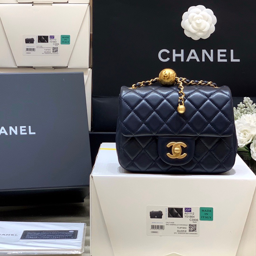 Chanel 23K cf mini chain bag AS1786