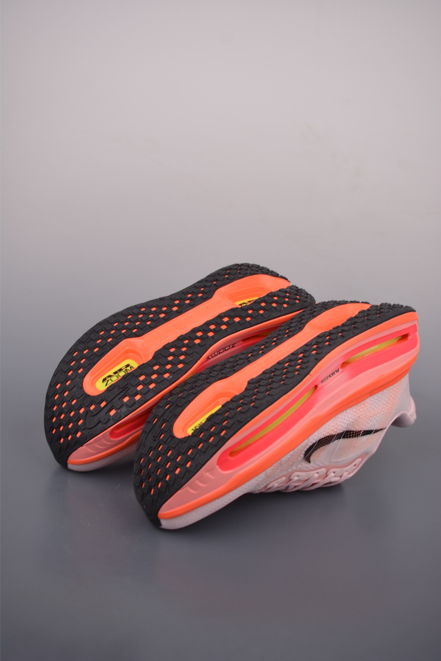Nike Vomero Premium Air 