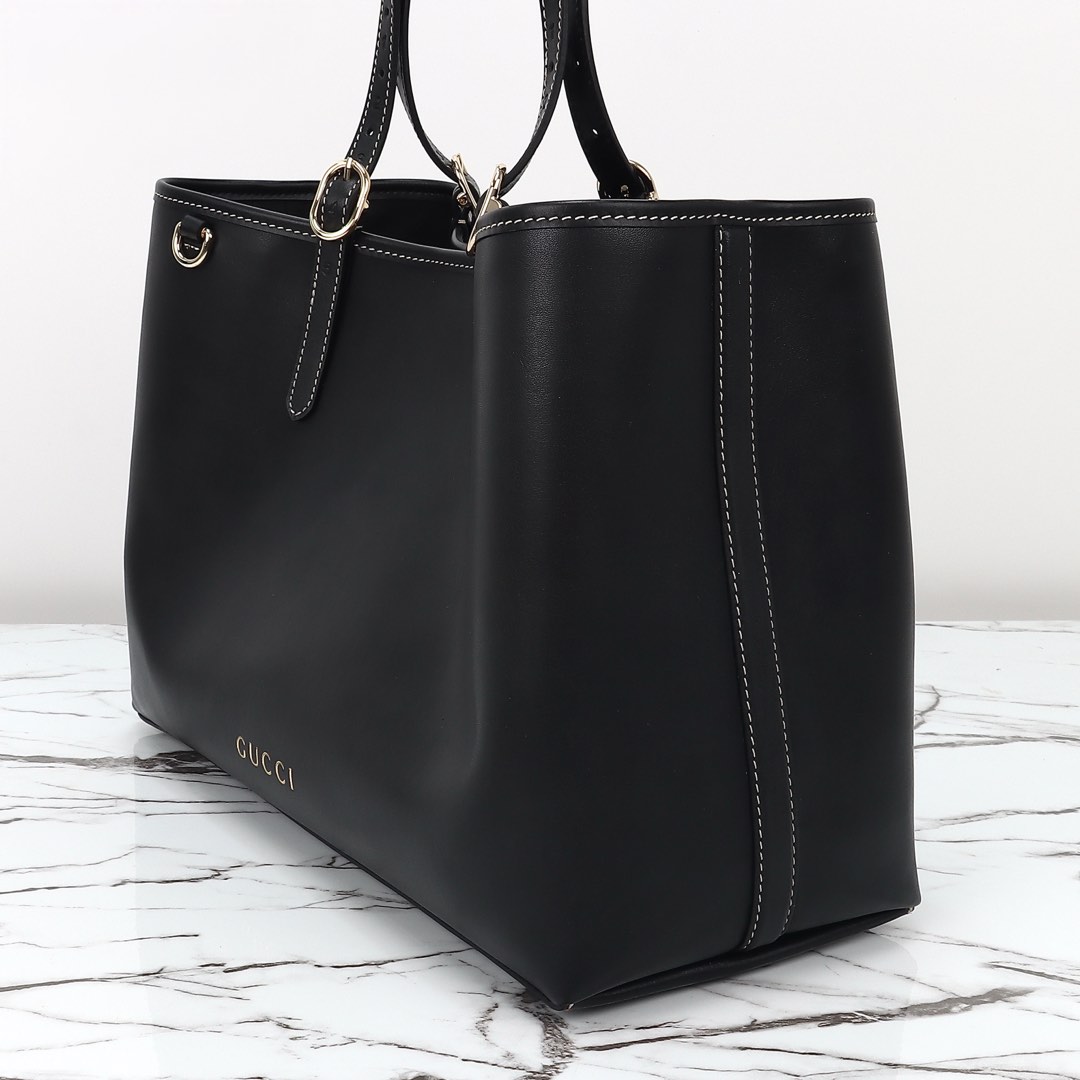 Gucci GG Emblem large tote bag ‎815213 AAEC2 1000