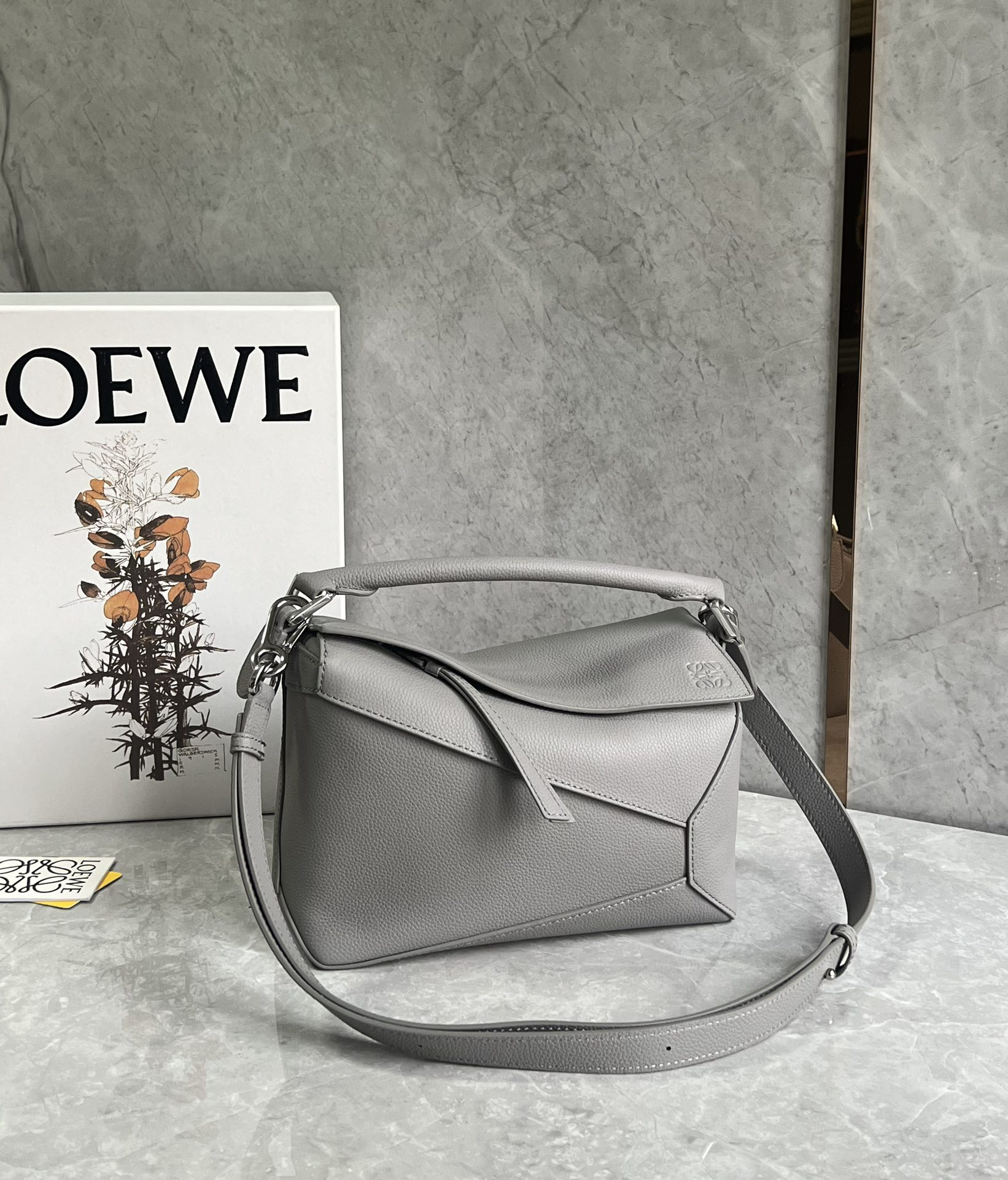 Loewe suede colorblocked zzle bag 0681