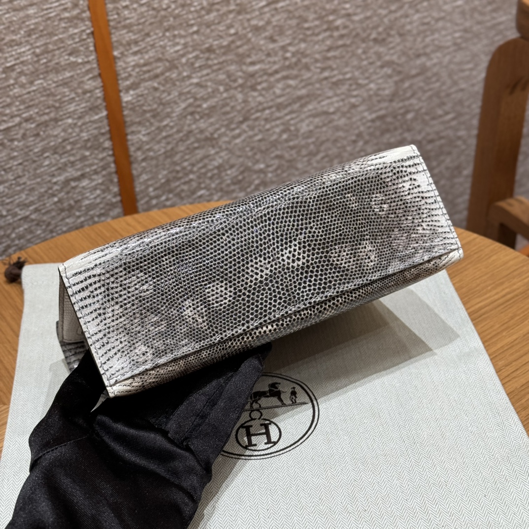 Hermès Kelly Pochette 1BOmbre Handbag (Handmade to Order)