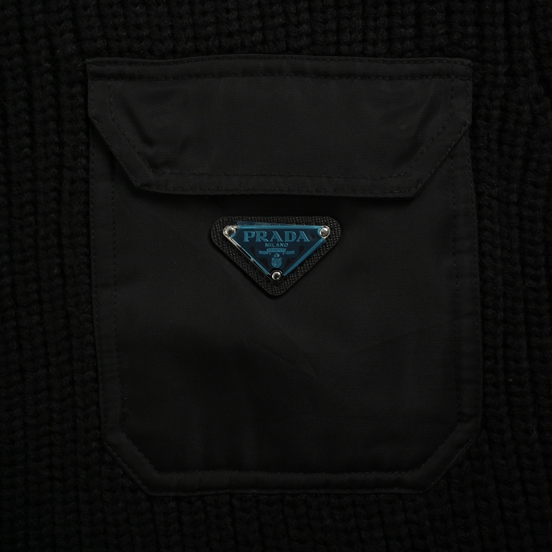 Prada 24Fw triangle logo patchwork knitted sweater