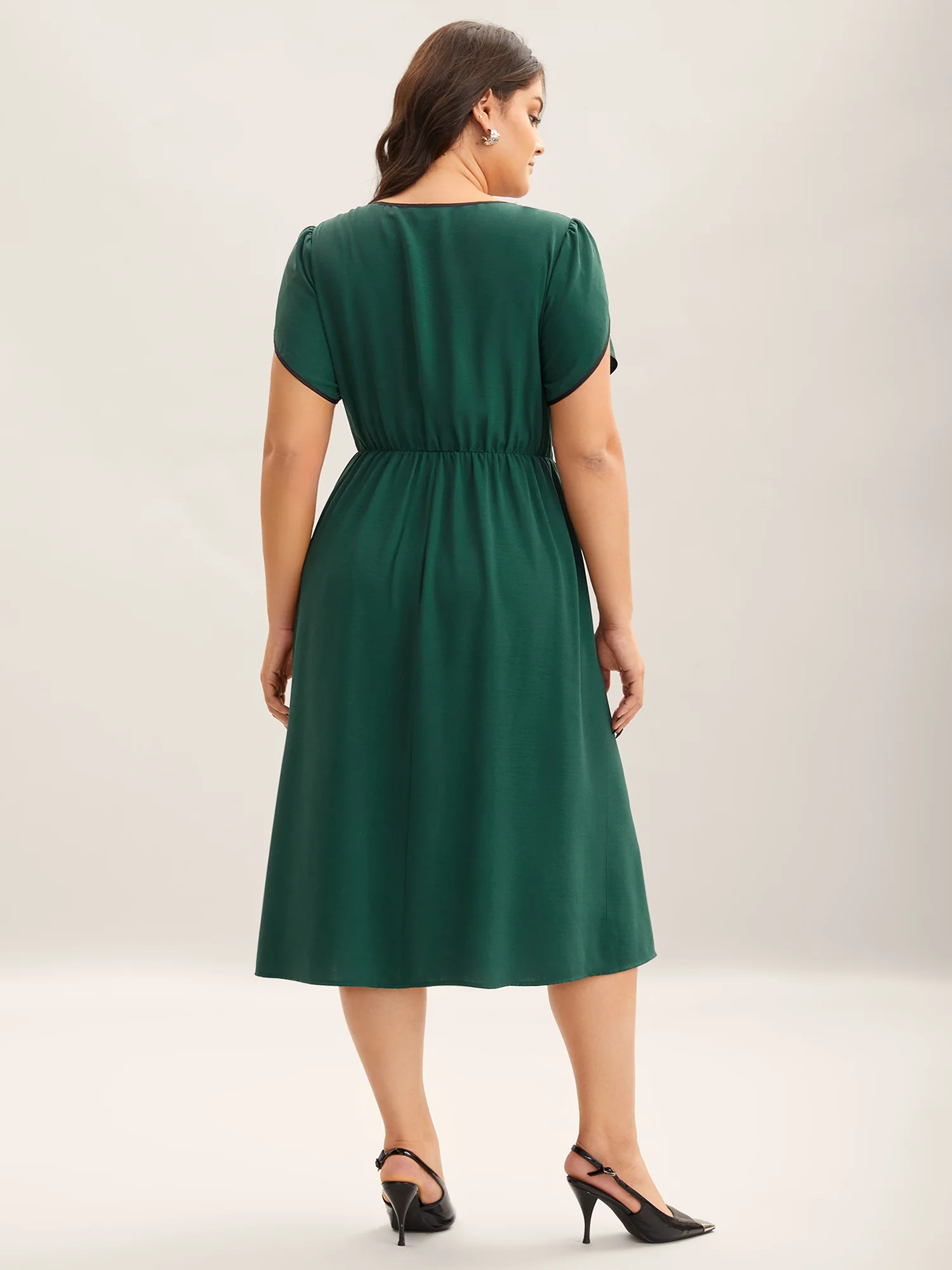 Petal Sleeve Pleated Pockets Midi Dress
