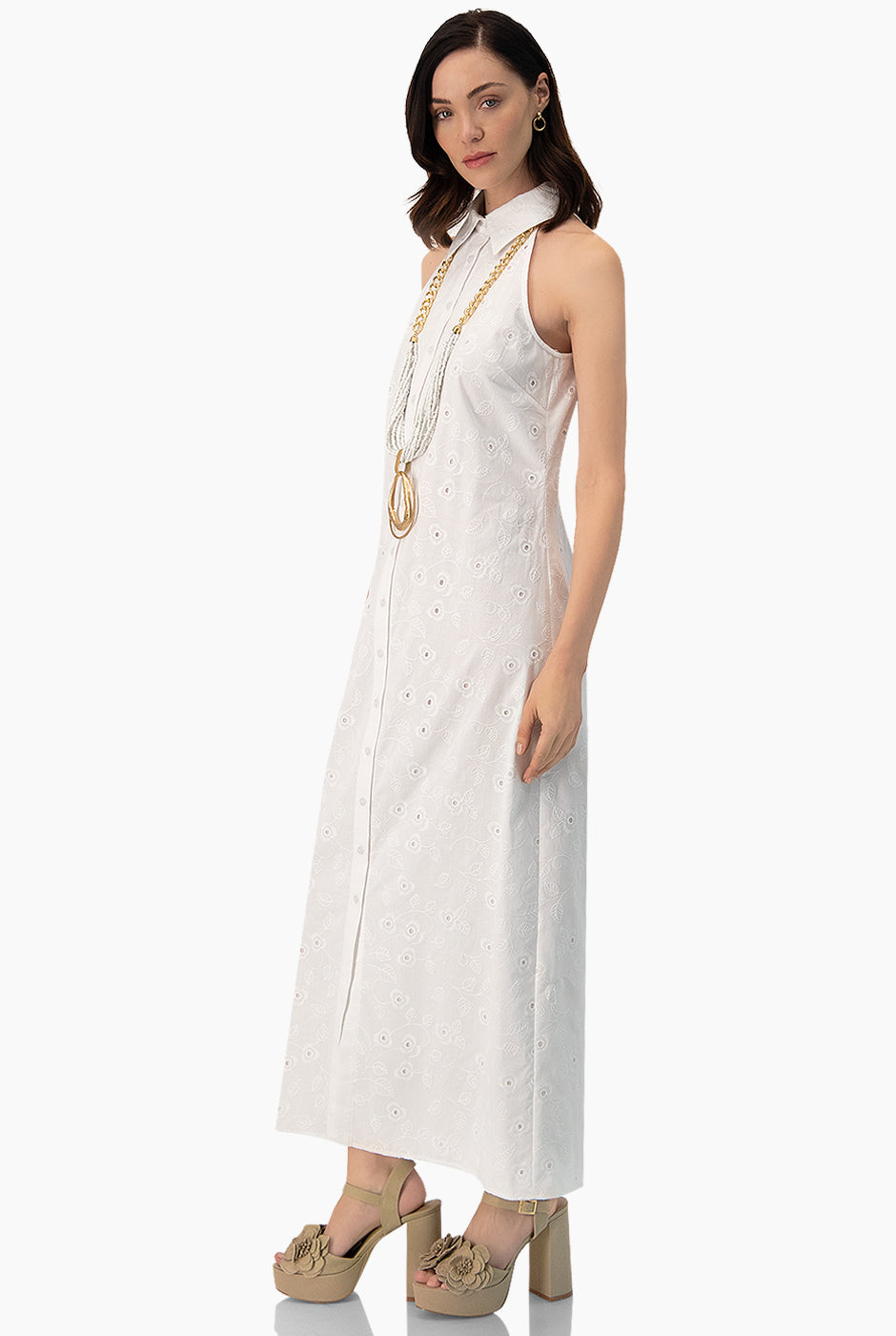 Vestido blanco de cuello camisero