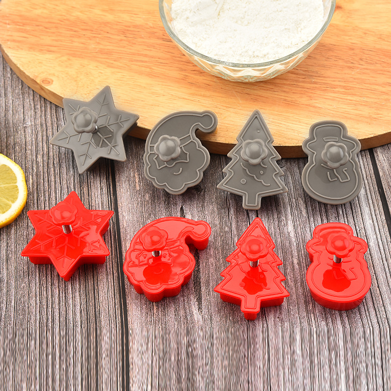 🍪🍪4 Piece Christmas Cookie Plastic Spring Cookie Mold Set