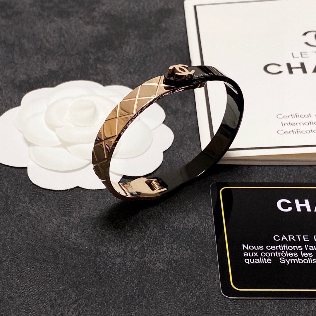 Chanel rose gold diamond bracelet