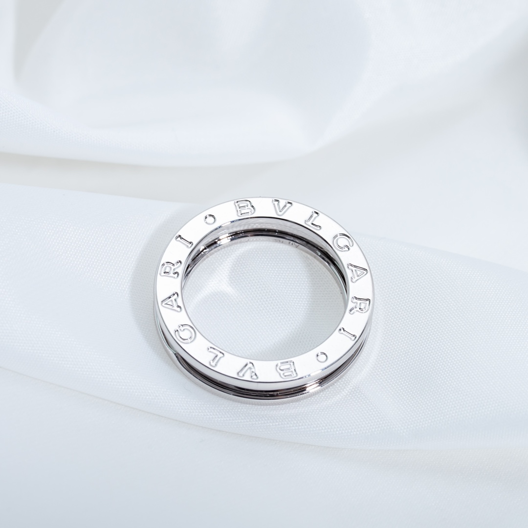 Bulgari zero single band diamond-free ring