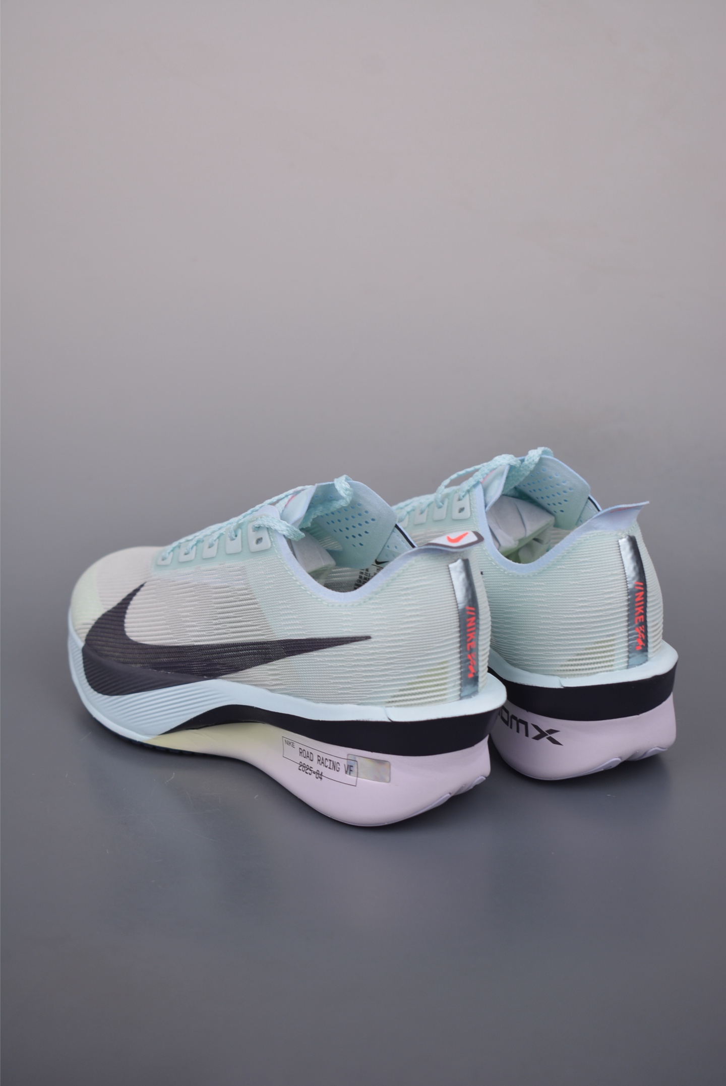 Nike ZoomX Vaporfly NEXT%4 
