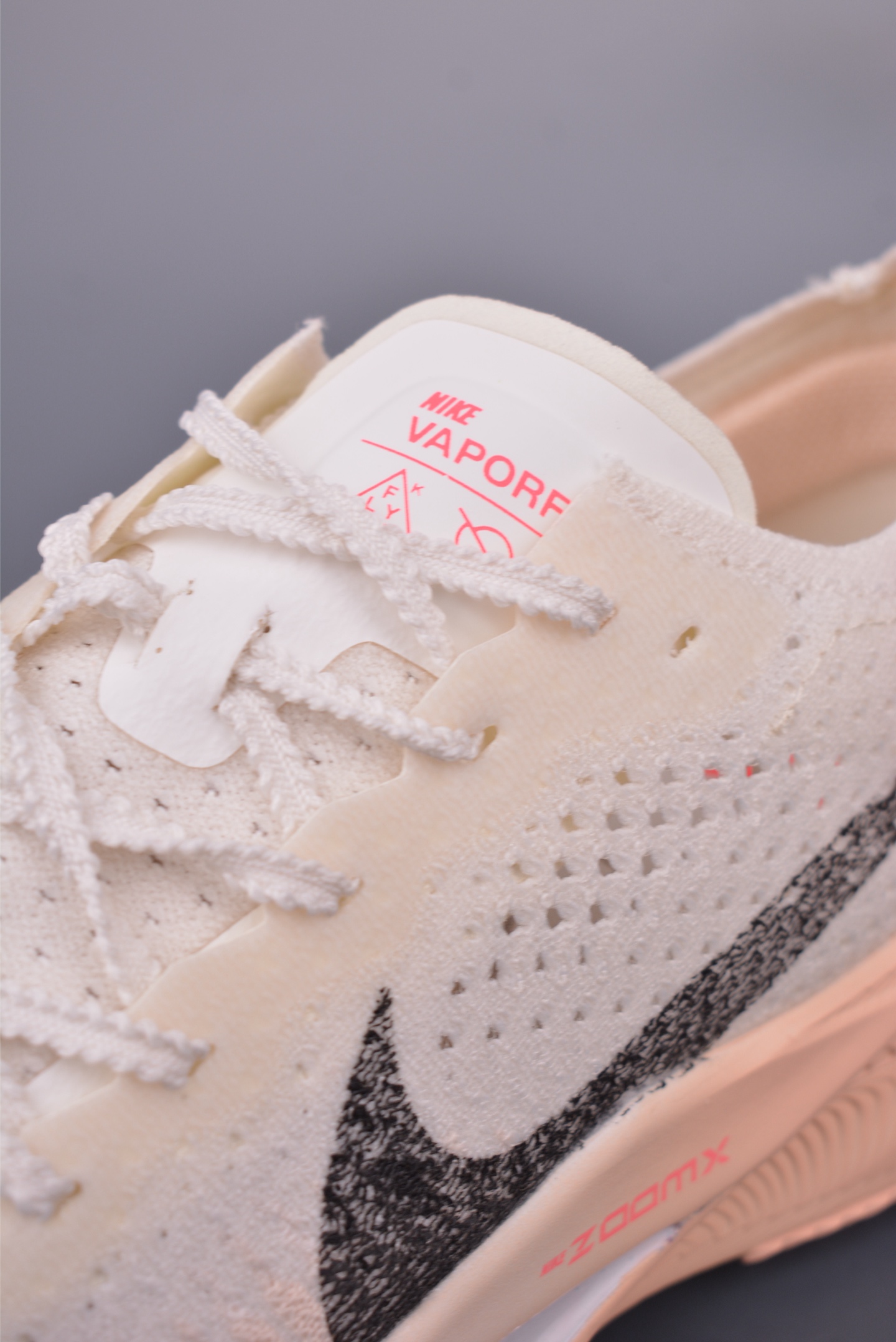 Nike ZoomX Vaporfly NEXT%3 