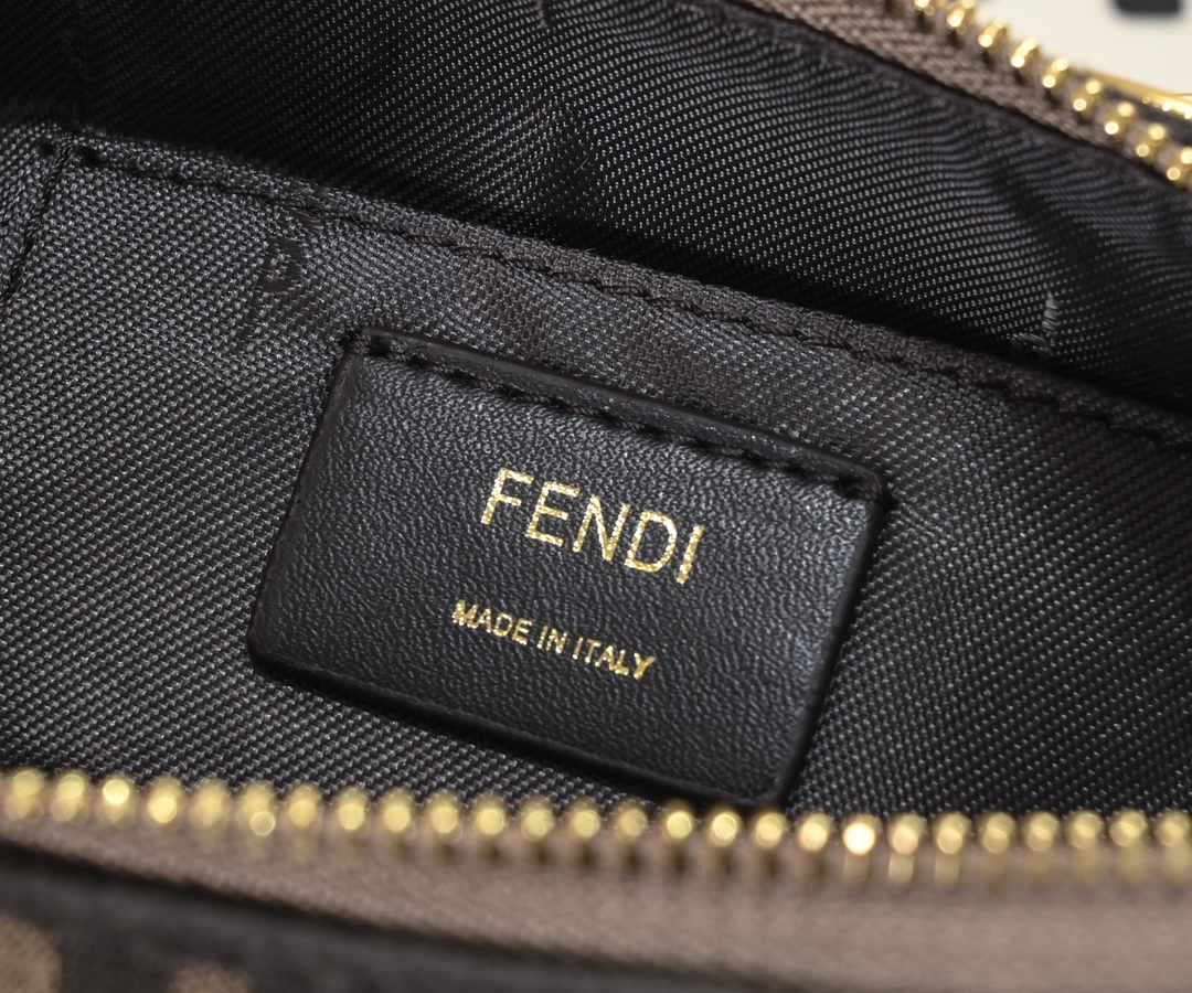 FENDI by the way Boston Tote Bag 4401