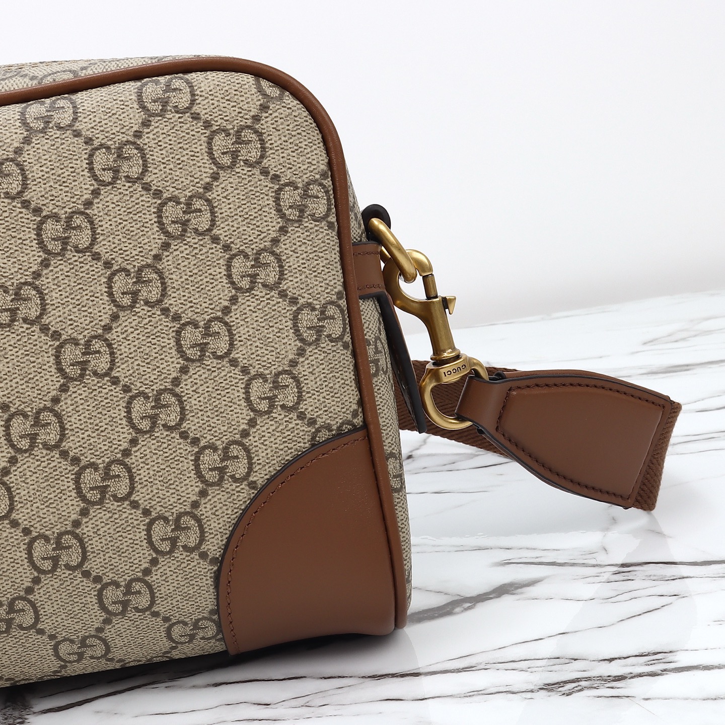 Gucci GG Emblem small crossbody bag 821155