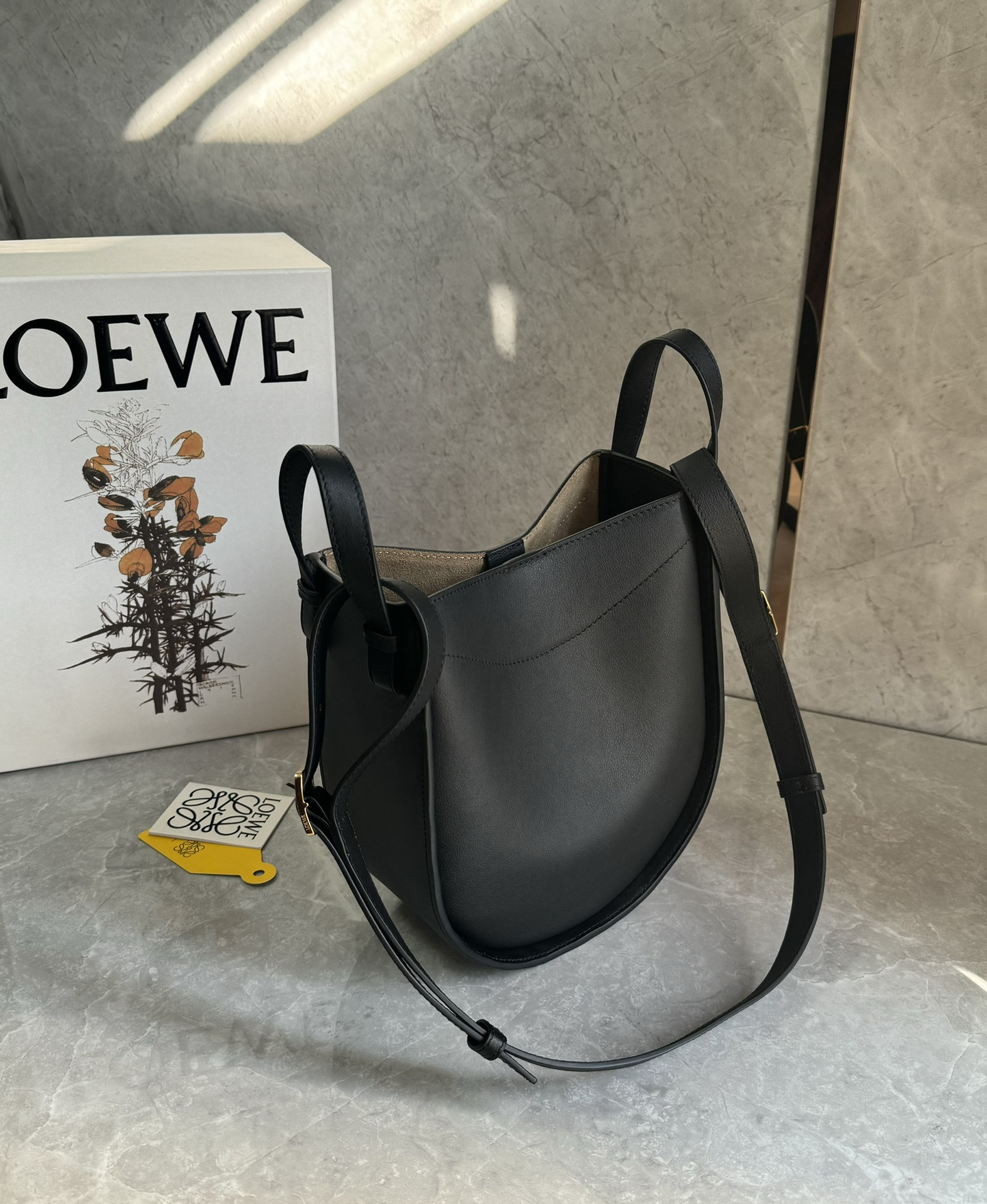 Loewe Hammock bag 0683