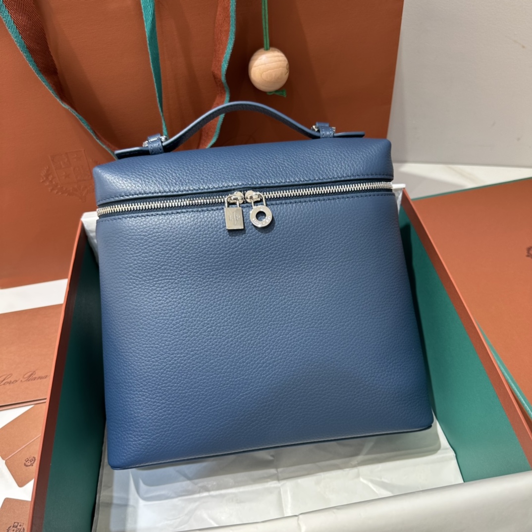 Loro Piana Extra pocket L23.5 backpack