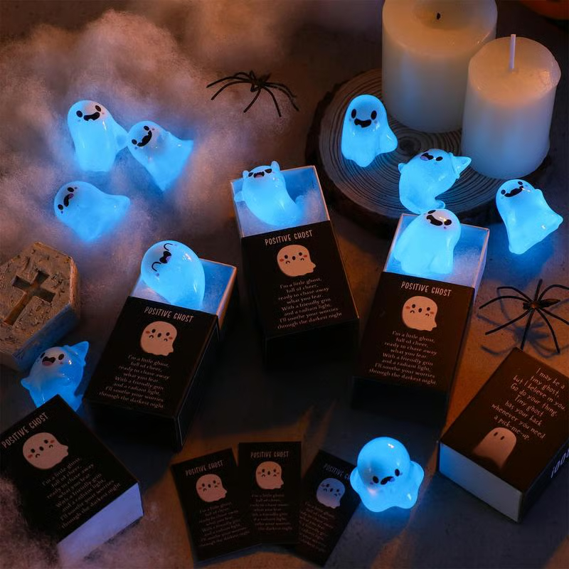 Mini Ghost Figures with Box Glow in the Dark 🎁 (Random Gift Box & Greeting Card)
