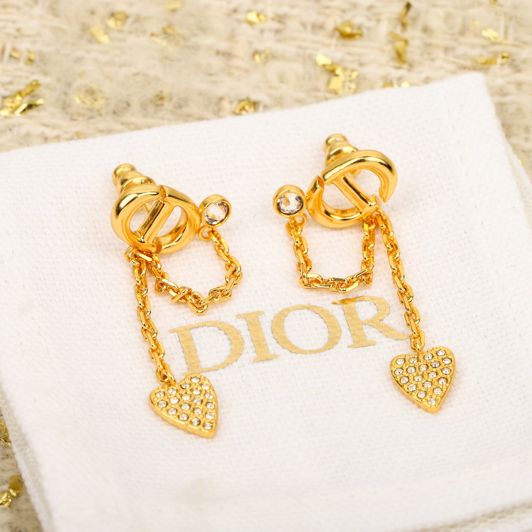 Dior full diamond heart earrings