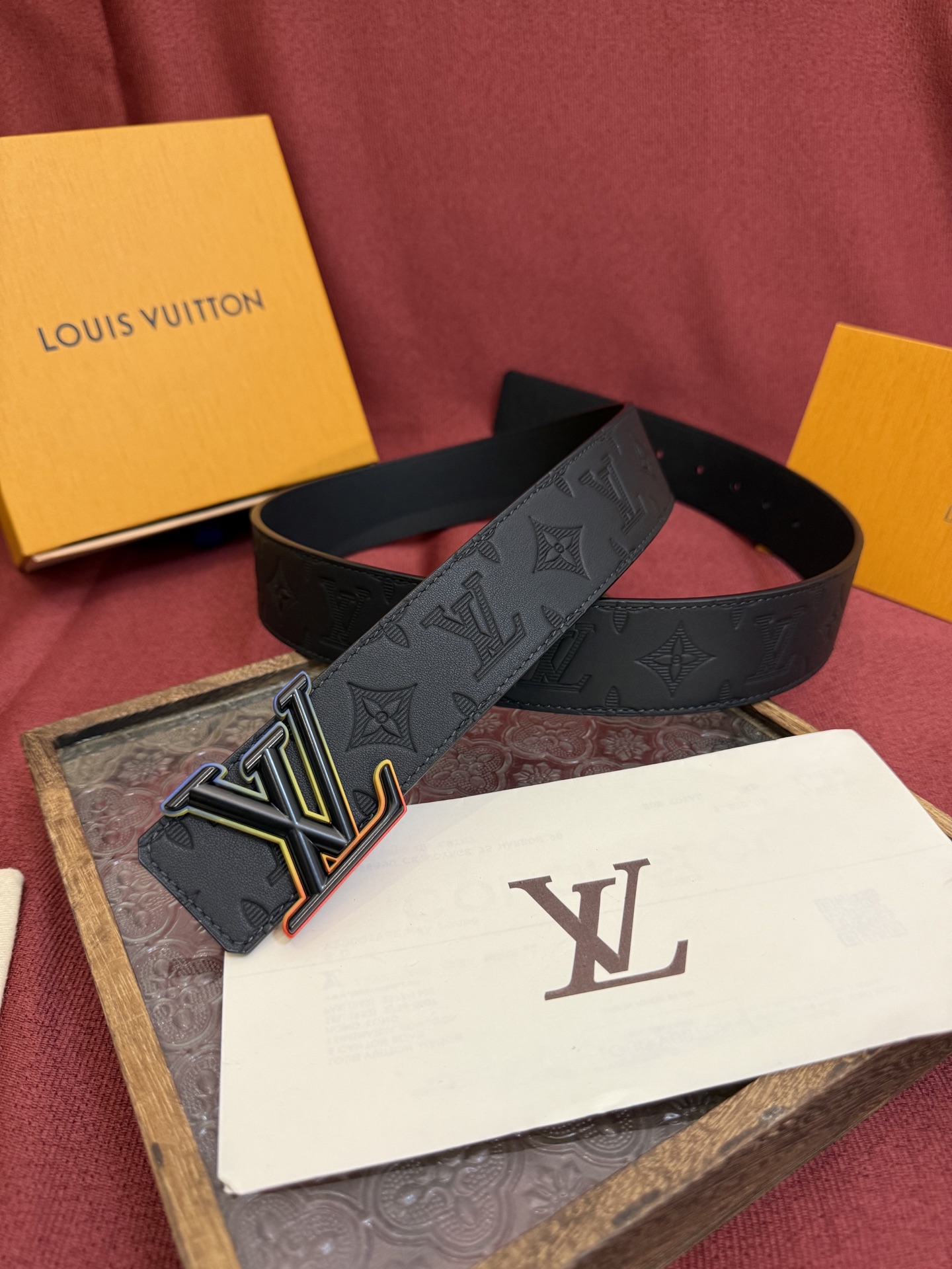 Louis Vuitton Classic Embossed Double-Sided Men's Belt 4CM Width
