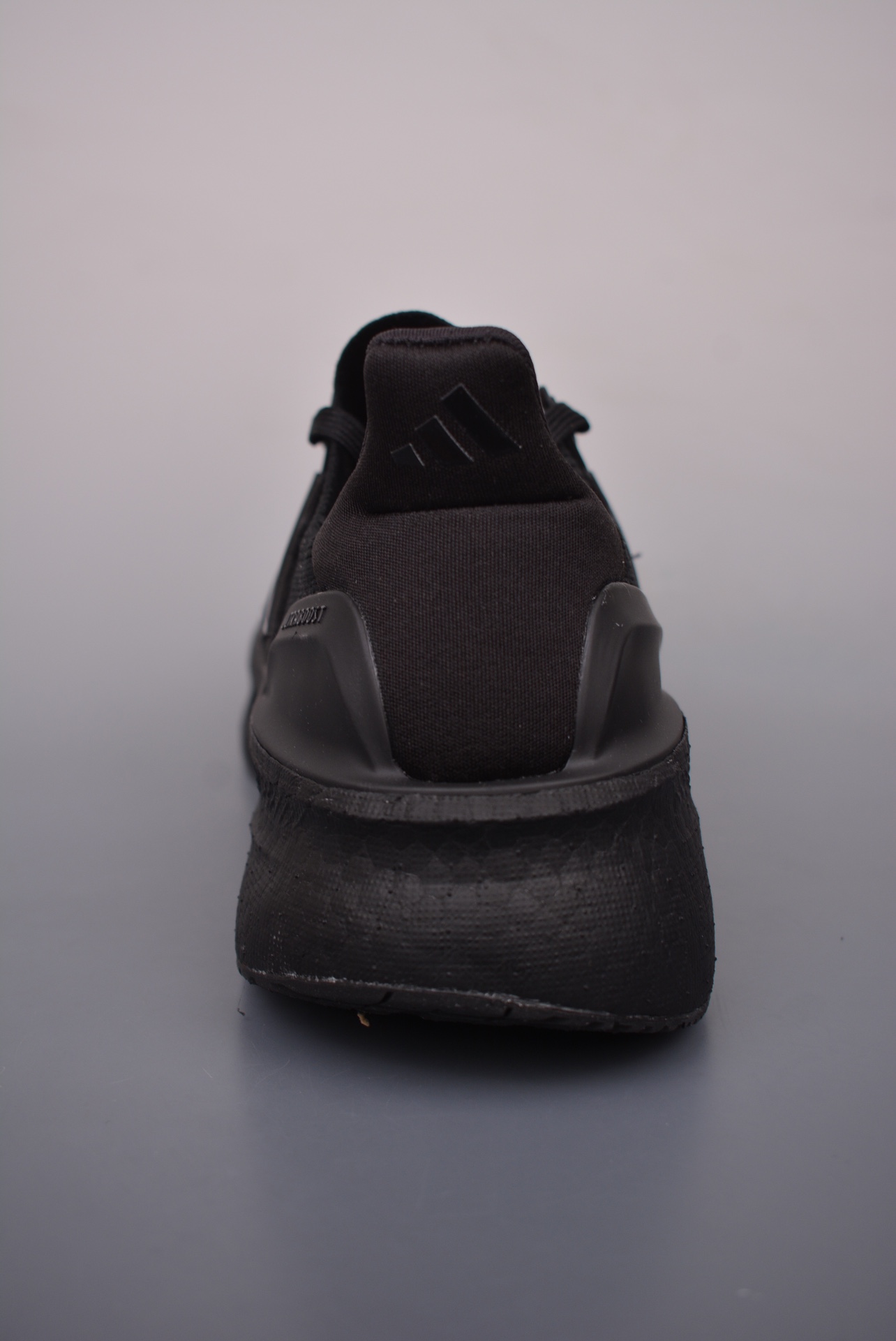 Adidas Ultra Boost 5X Triple Black 2025 ID8812