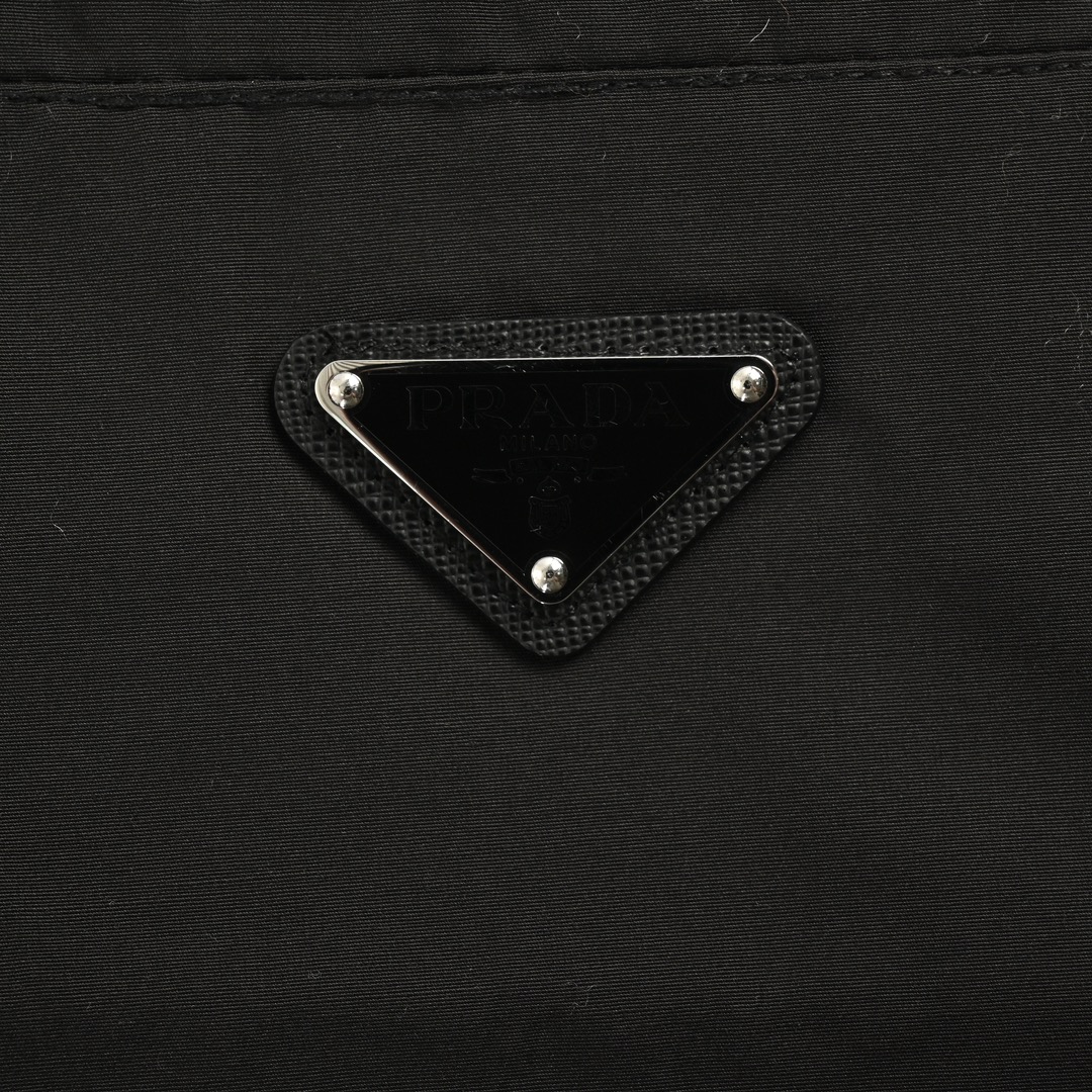 Prada 24Fw triangle logo recycled nylon trousersV
