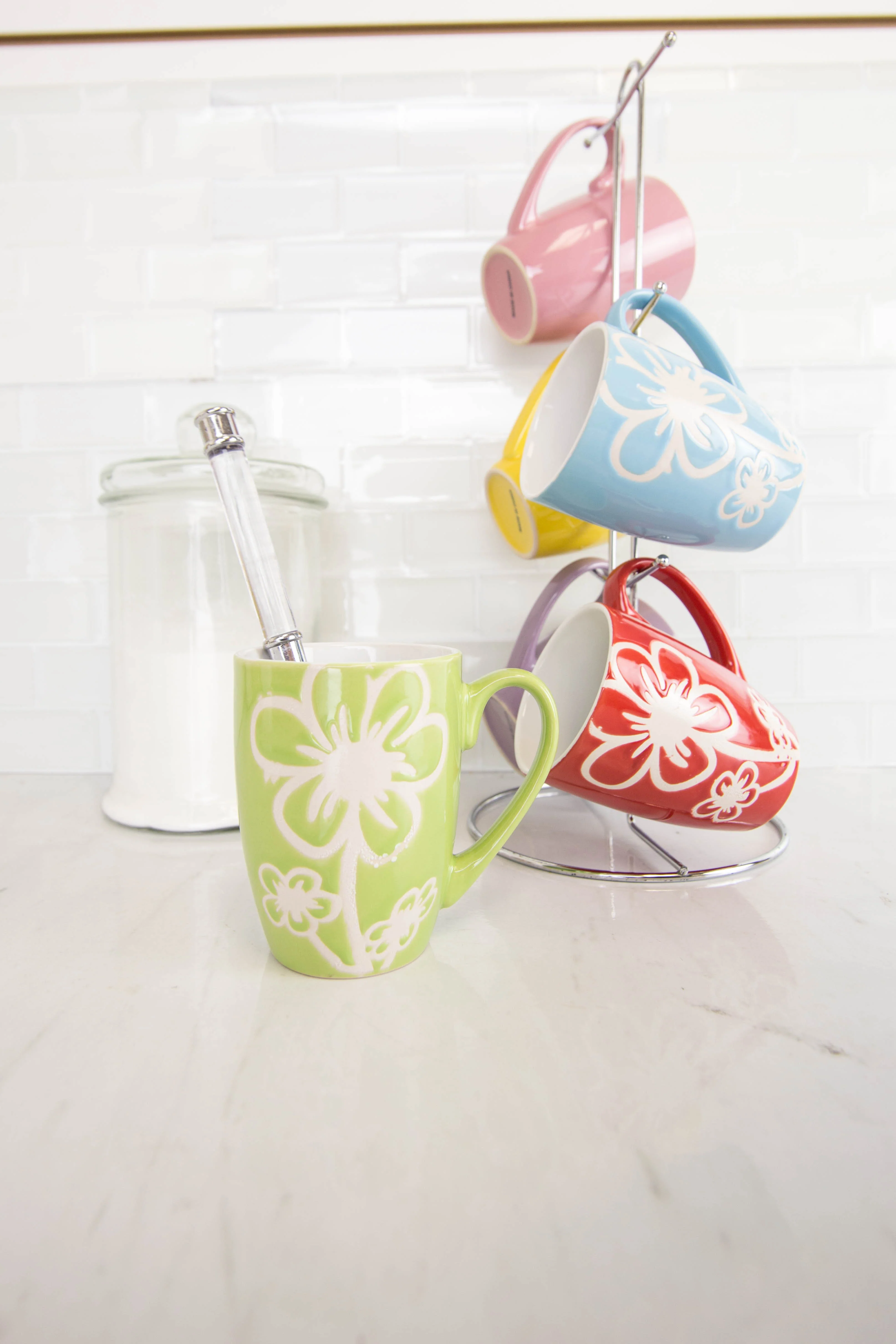 Home Basics 6-Piece Ceramic Mug Set With Stand, Daisy, Multicolor