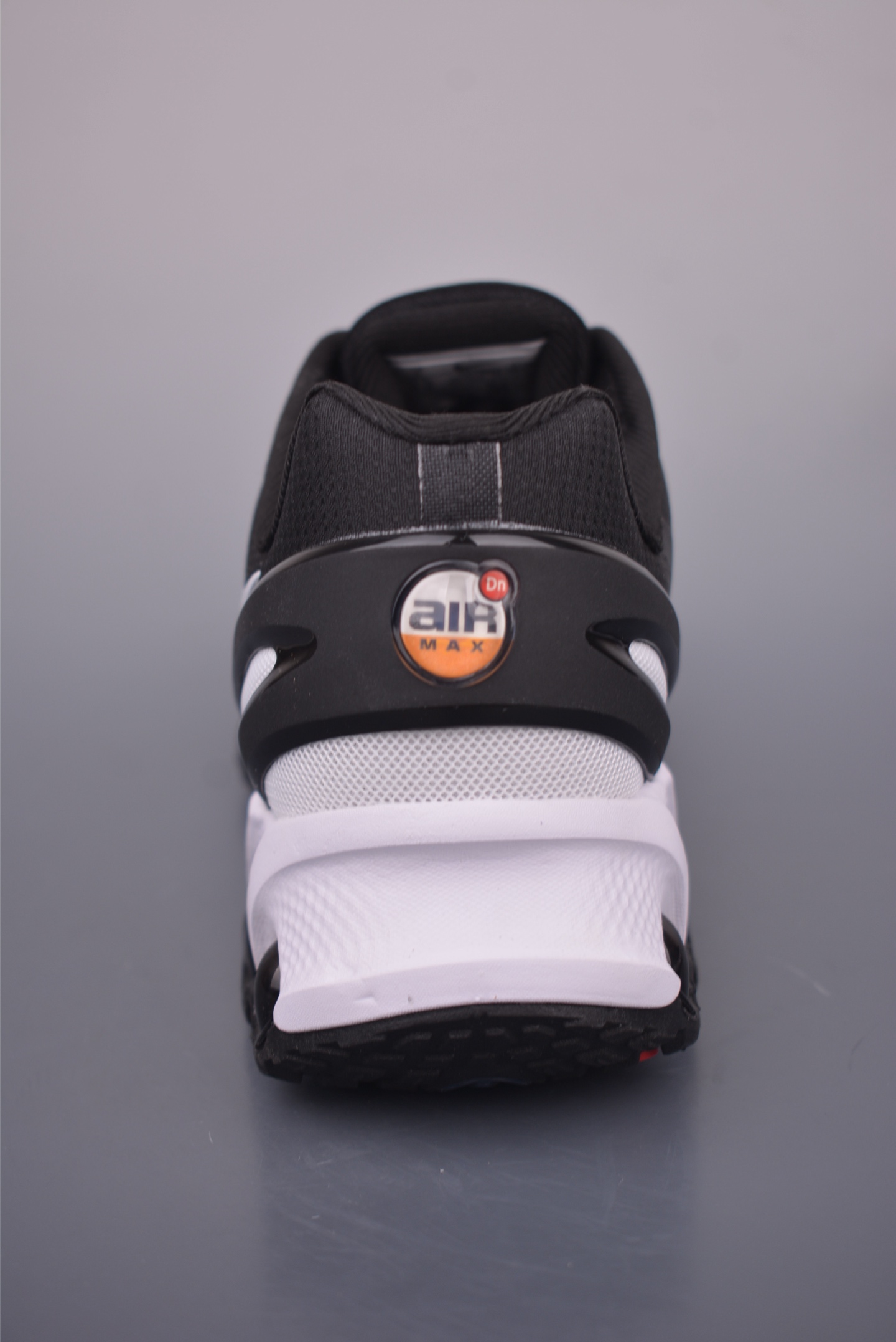 Nike Air Max DN8 