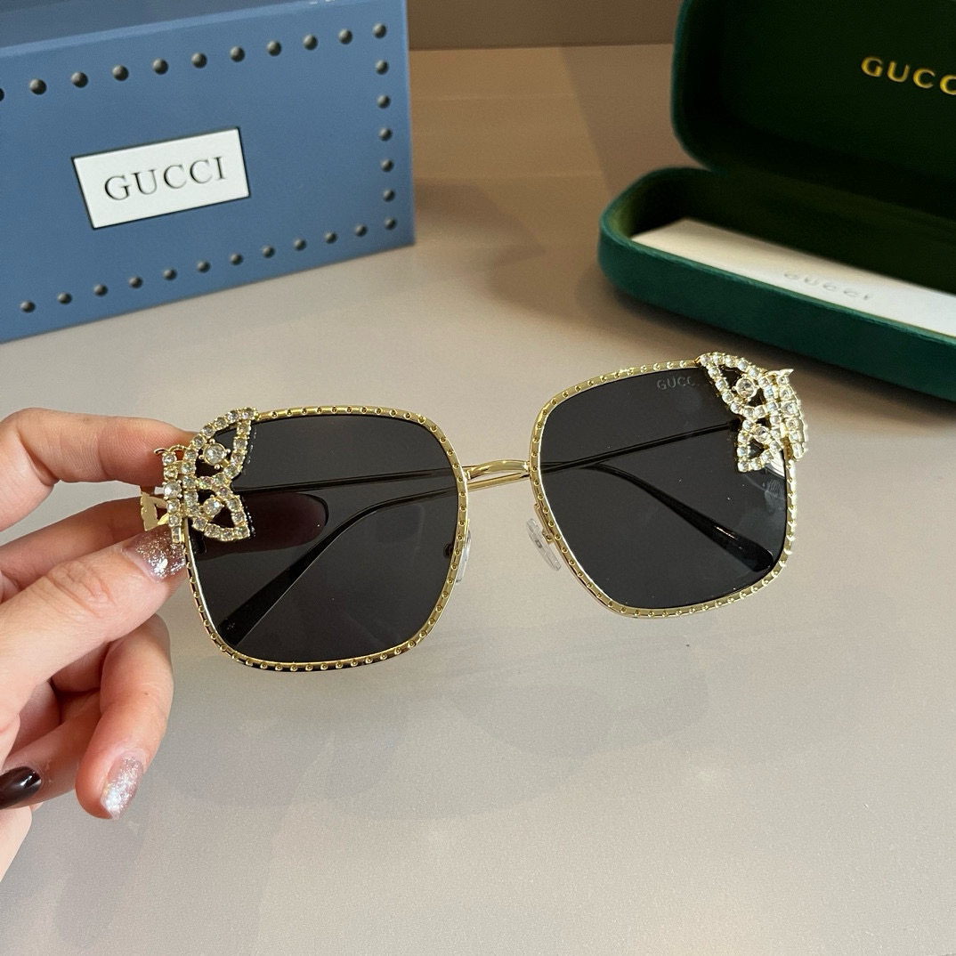 Gucci Square Frame Sunglasses