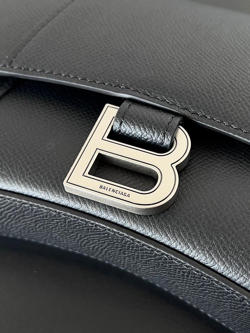 Balenciaga 23ss Down town bag
