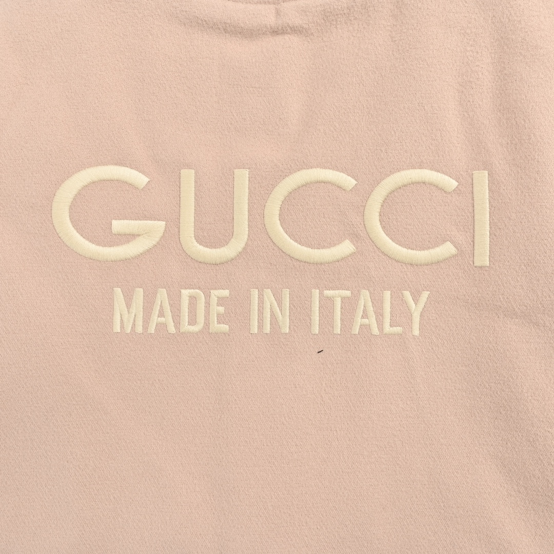 Gucci 24Fw baseball jacket with detachable sleeves and embroidered lettering