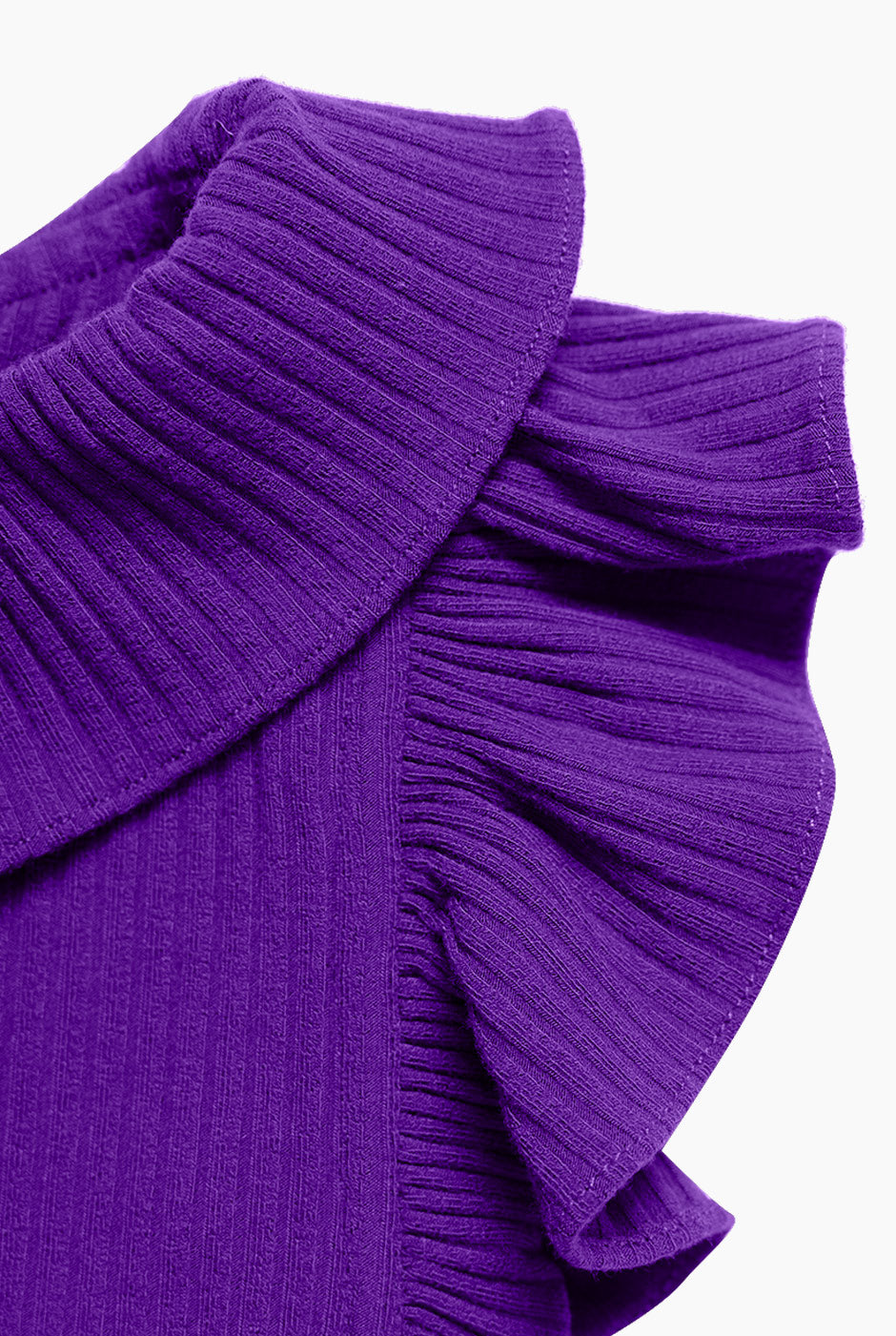 Blusa morada de escote redondo