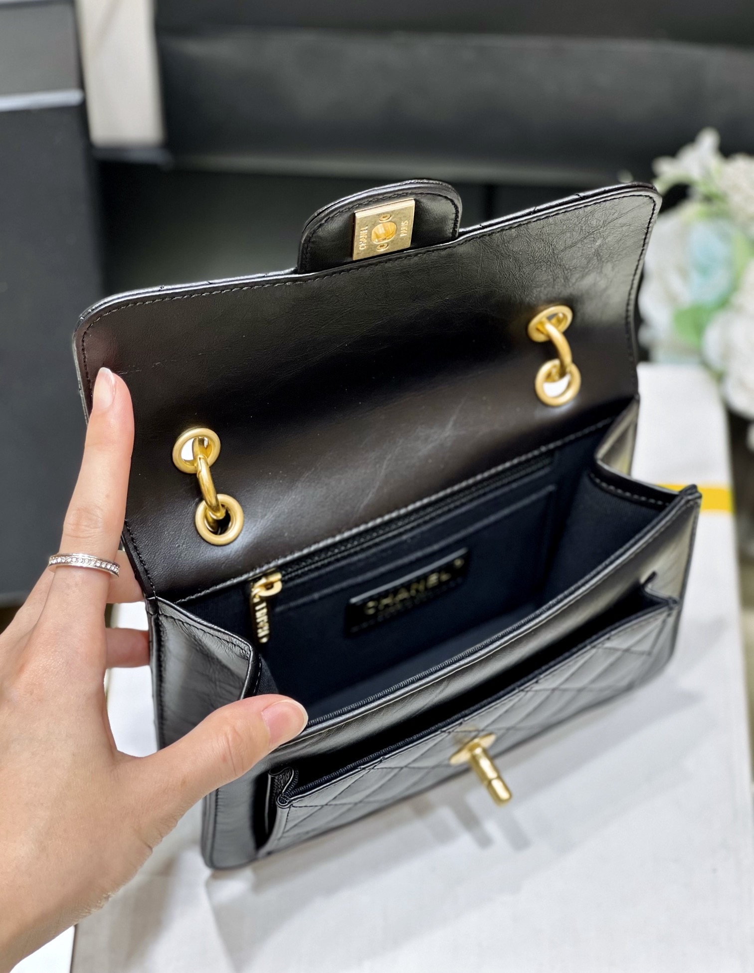Chanel 23S Spring/Summer Collection Messenger Bag AS4051