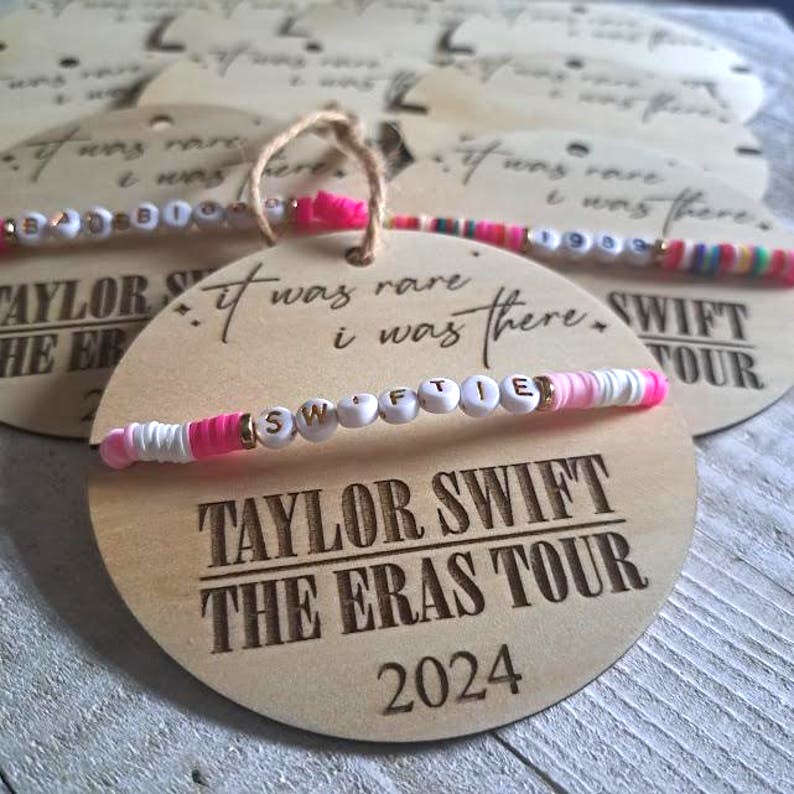 Friendship bracelet holder Ornament
