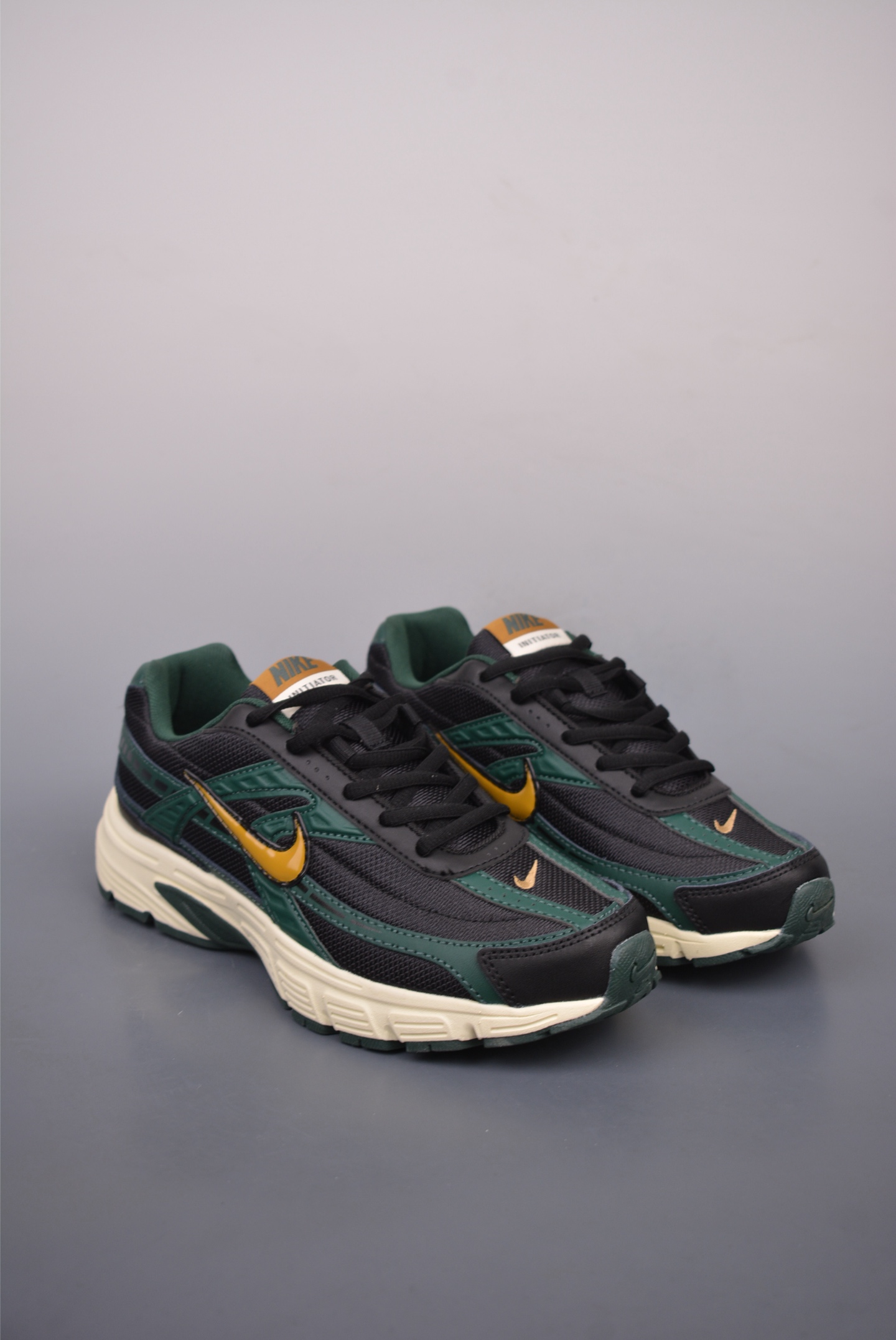 Nike Initiator Running black, green and yellow HQ3611-010