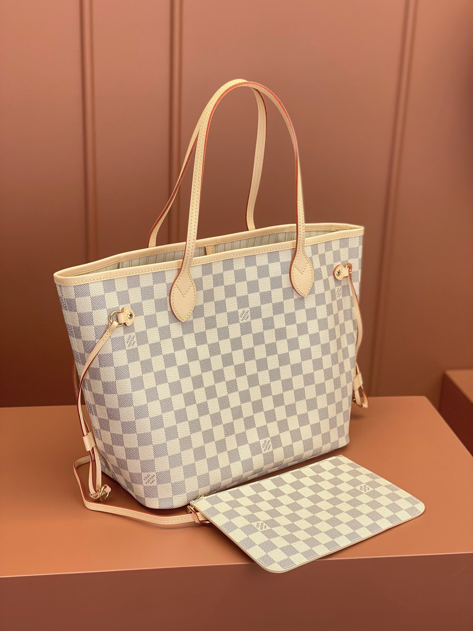 Louis Vuitton NEVERFULL Medium Handbag N41361